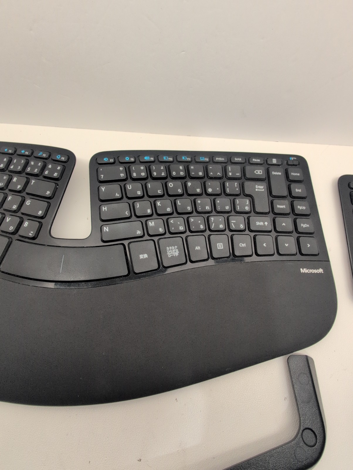 Microsoft L5V-00001 Sculpt Ergonomic Desktop Complete Set (Japanese Version)