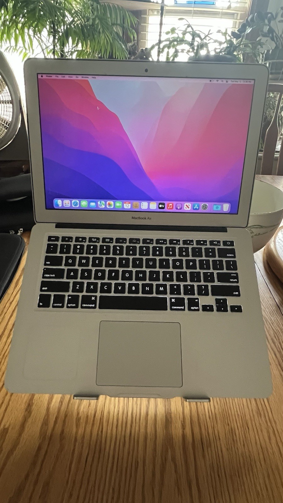 Apple MacBook Air A1466 13″ Silver Intel Laptop SSD Webcam Bluetooth Wi-Fi