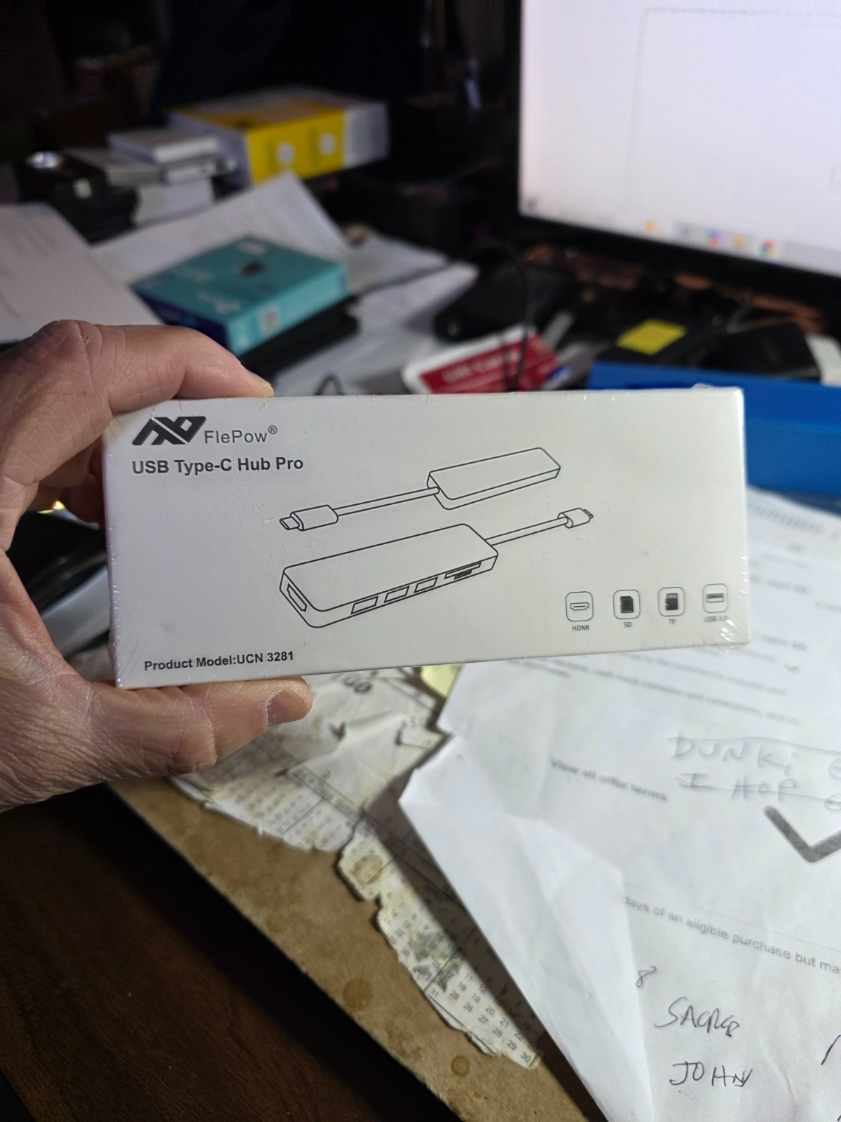 FlePow Type-C Hub UCN3281 Silver Portable USB-C to HDMI, USB 3.0, SD, TF