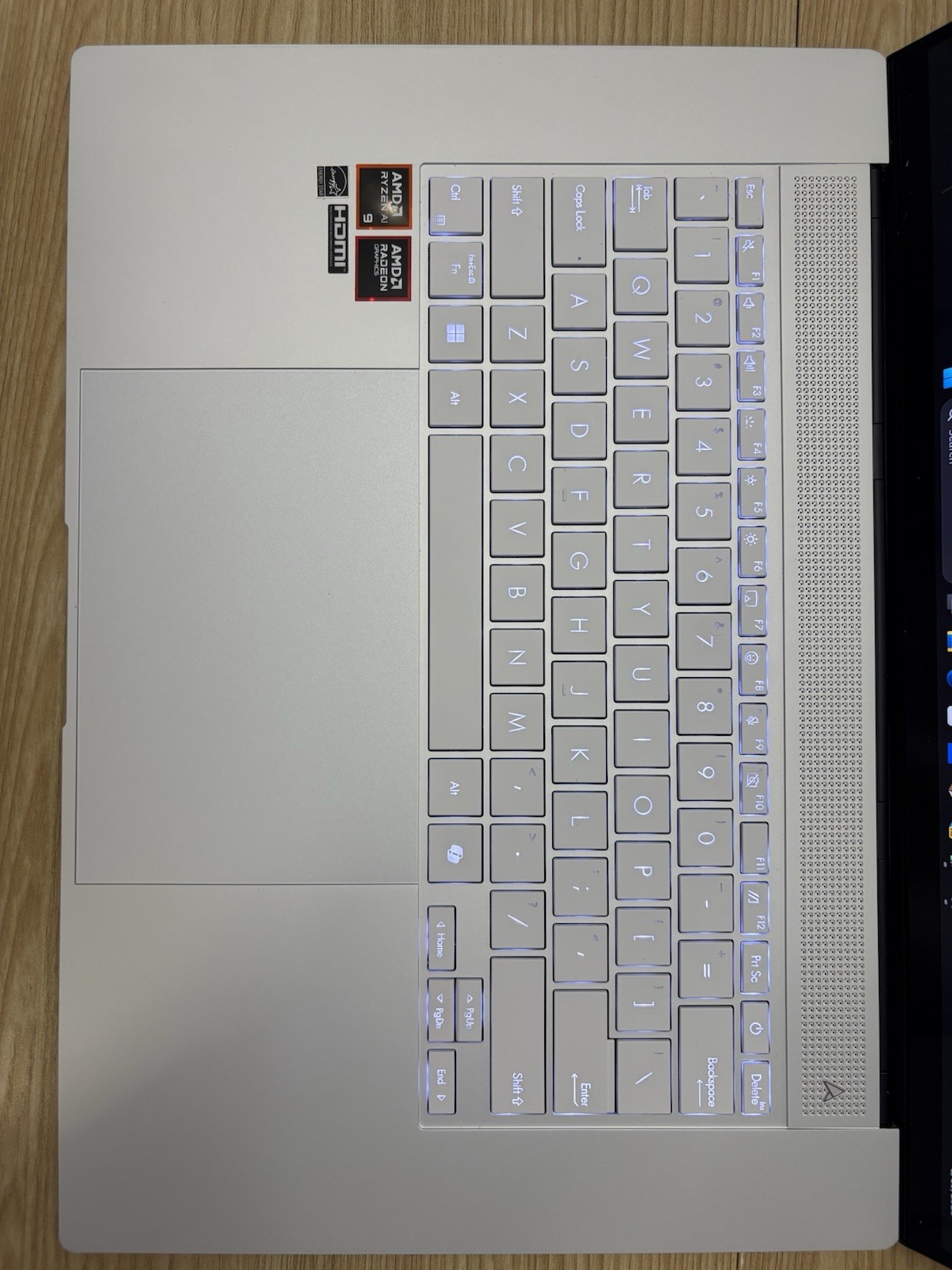 ASUS – Zenbook S 16 16” 3K OLED Touch AMD Ryzen AI 9 365 24GB DDR5 1TB SSD White