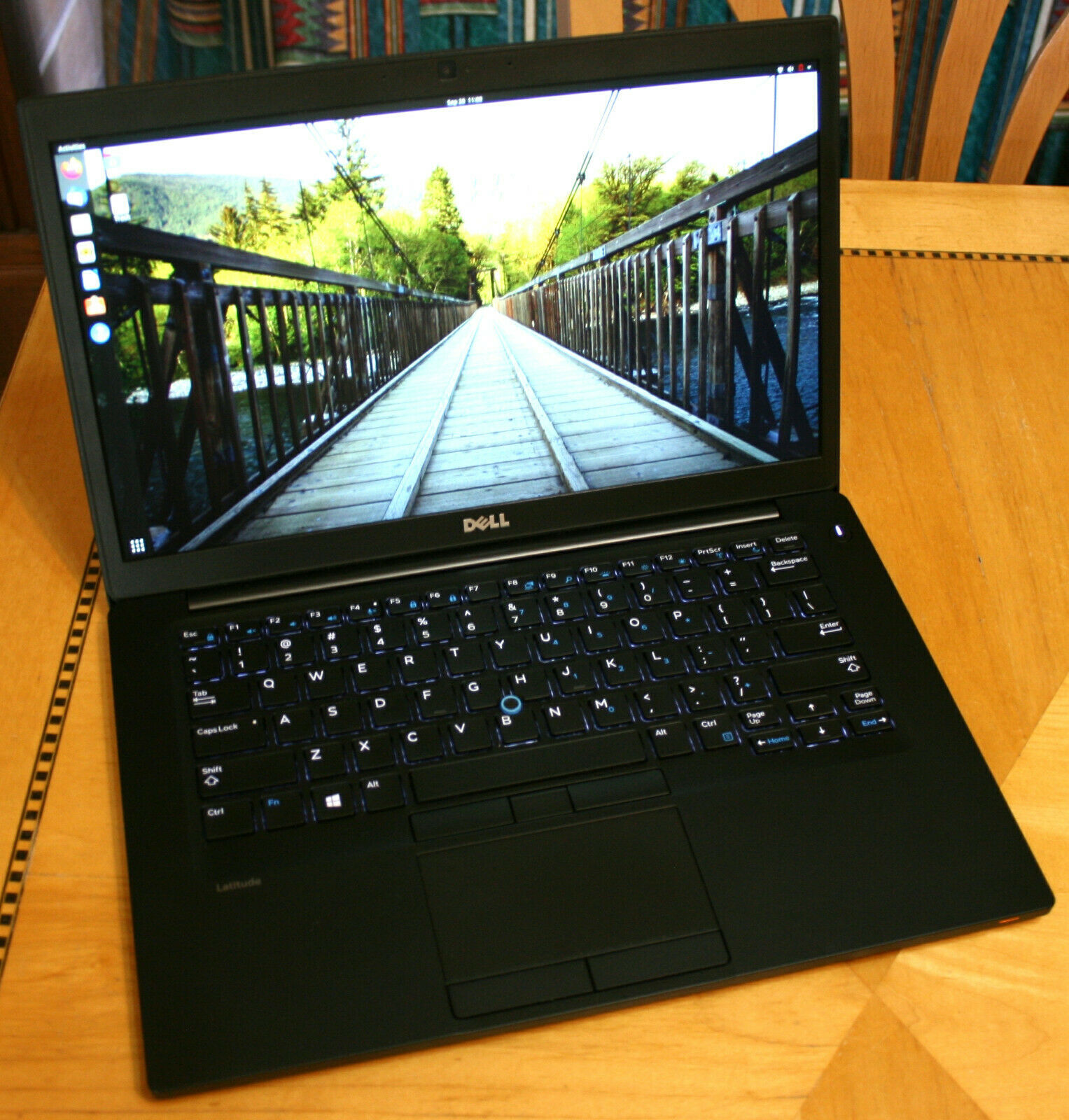 Dell Latitude 7490 Laptop Linux Mint Quad Core 16GB 256GB SSD ++ 5 YEAR WARRANTY