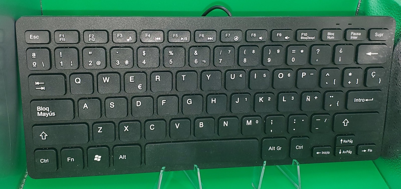 Wired Spanish Keyboard USB Interface Wired 78 Keys Ultra-Thin Spanish Keyboard