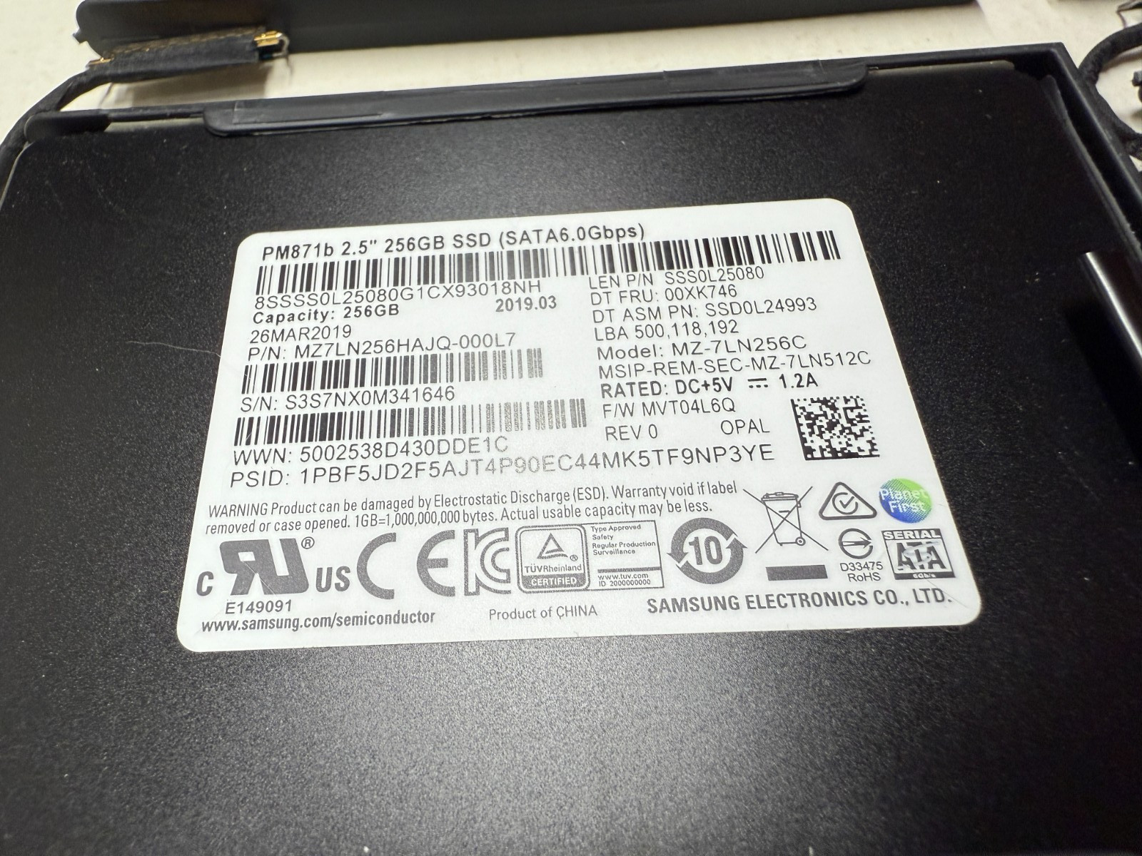 (4) Samsung 256GB PM871b 2.5″ SSD Solid State Drive MZ-7LN256C ERASED & HEALTHY