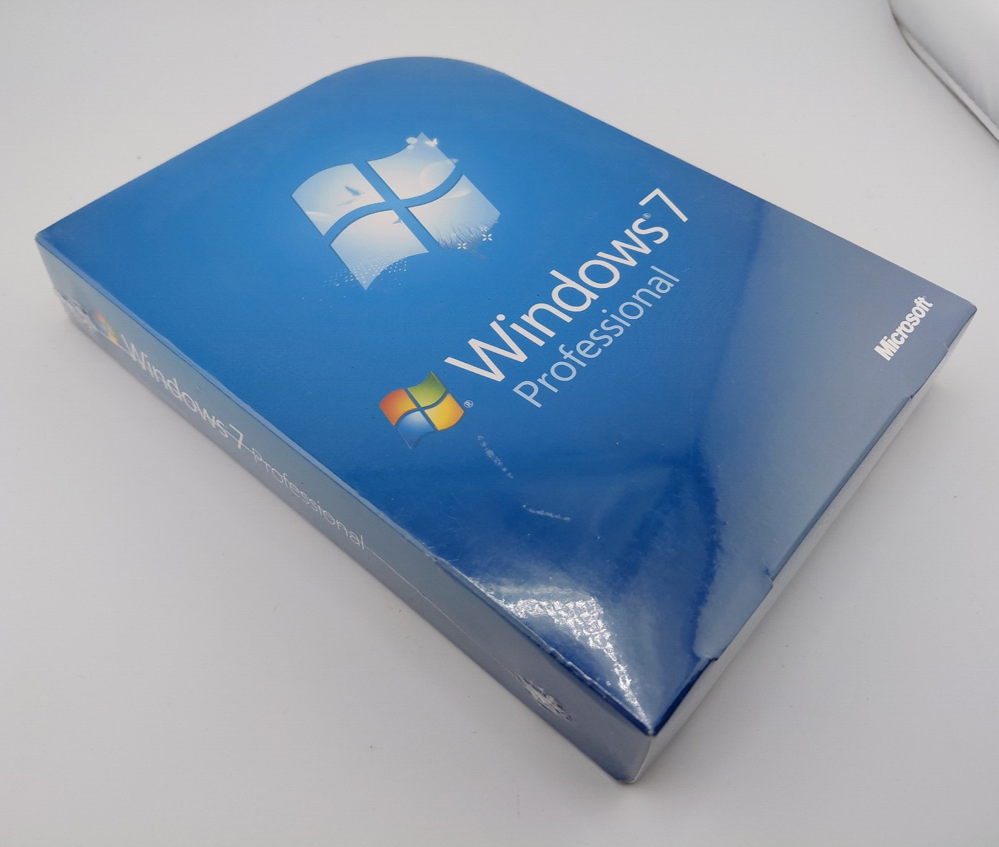 Microsoft Windows 7 Professional Full 32 & 64 Bit DVD Retail NEW-SEALED