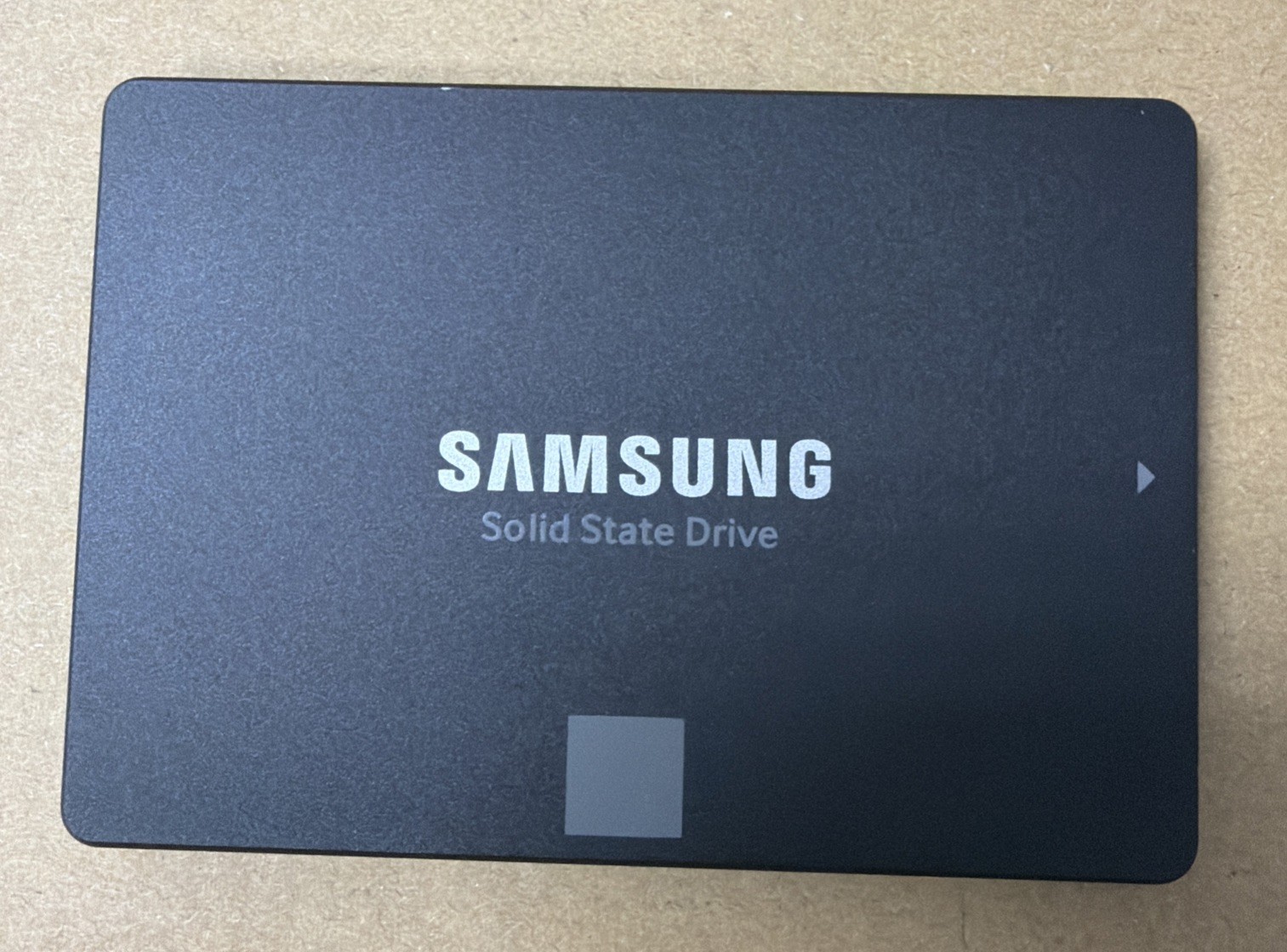 Samsung Electronics 870 EVO 2TB 2.5″ Internal SSD (MZ-77E2T0B/AM)