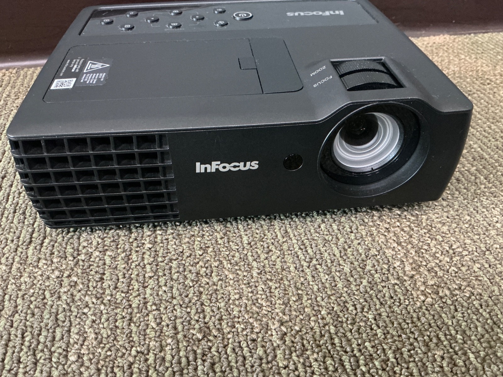 InFocus IN1116 DLP Projector Portable HDMI