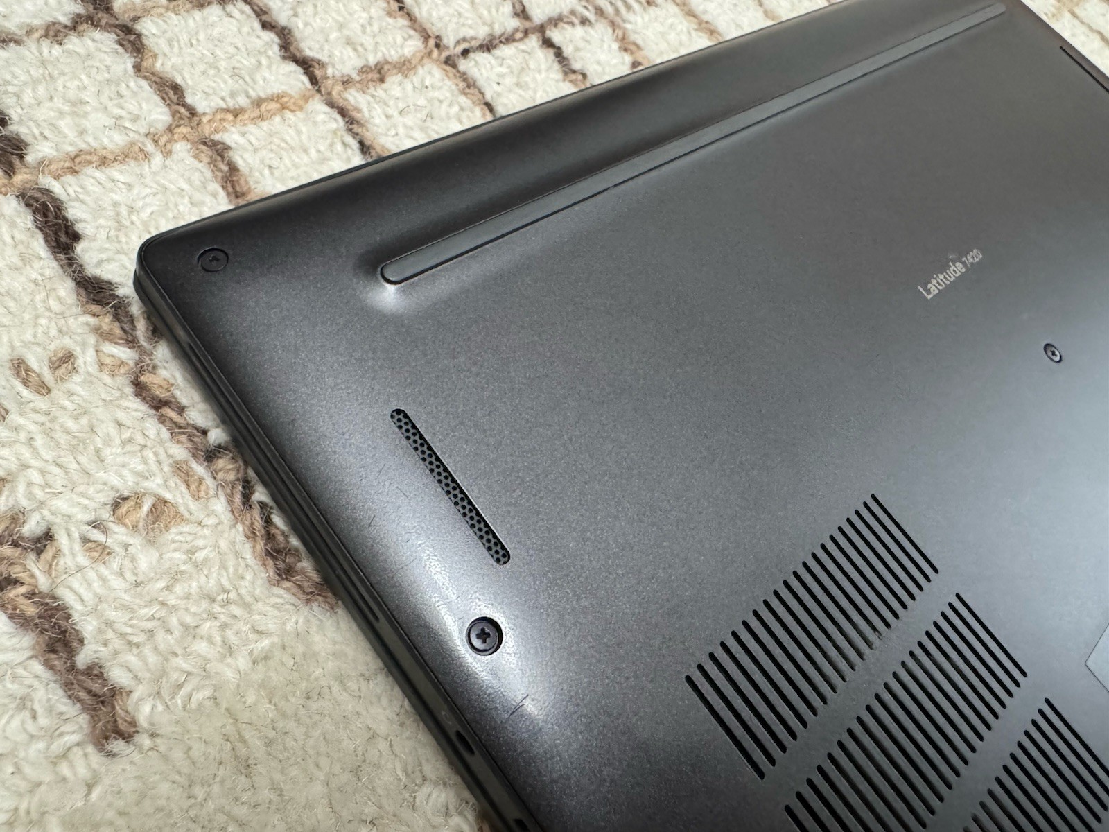 Dell Latitude 7420 14″ i7-1185G7 @ 3.0GHz 256GB SSD, 16GB RAM – Free Shipping!