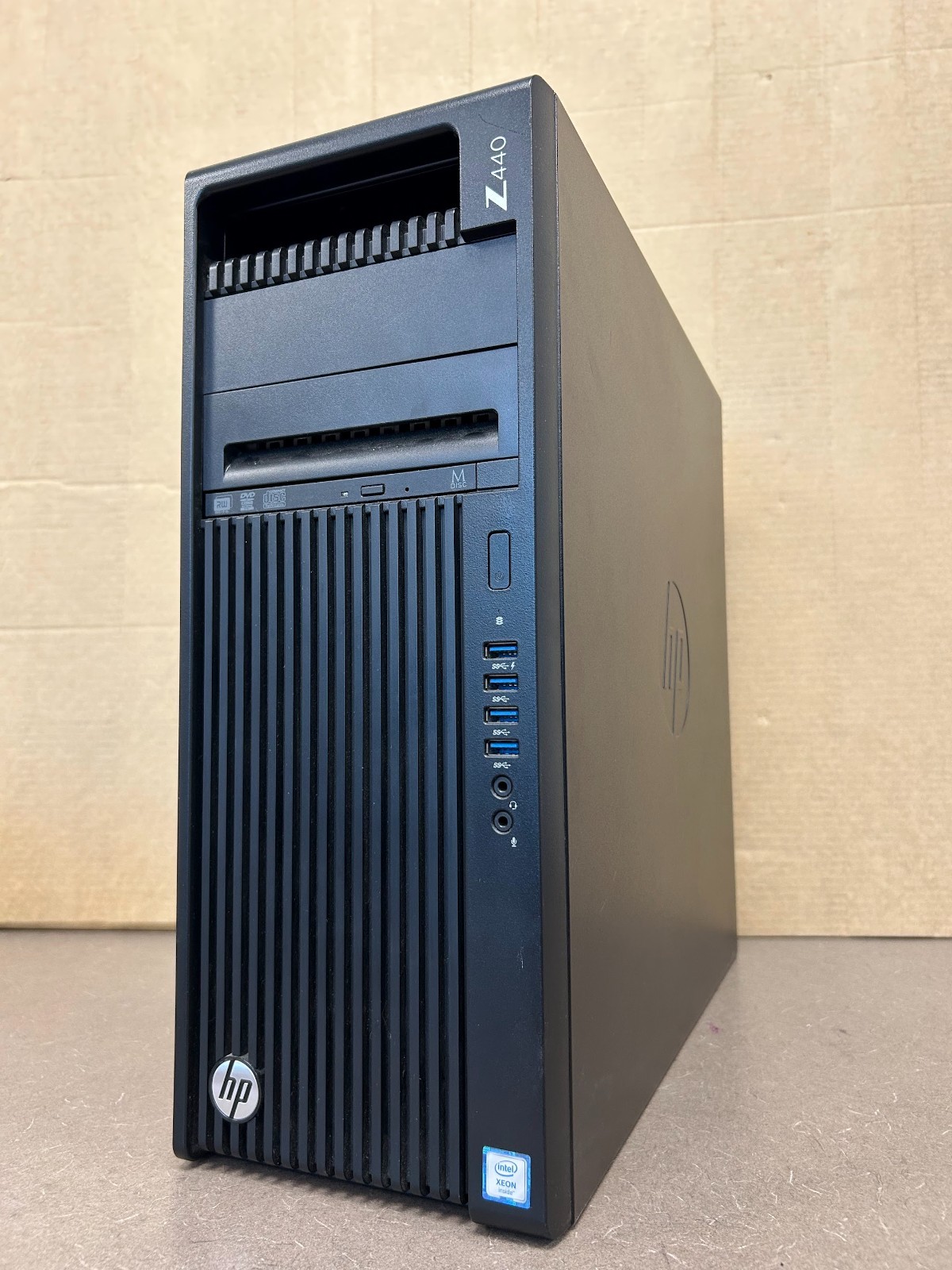 HP Z440 Workstation TWR w/ Xeon E5-1603 v3, 8GB RAM, QUADRO M4000, NO SSD/OS #95