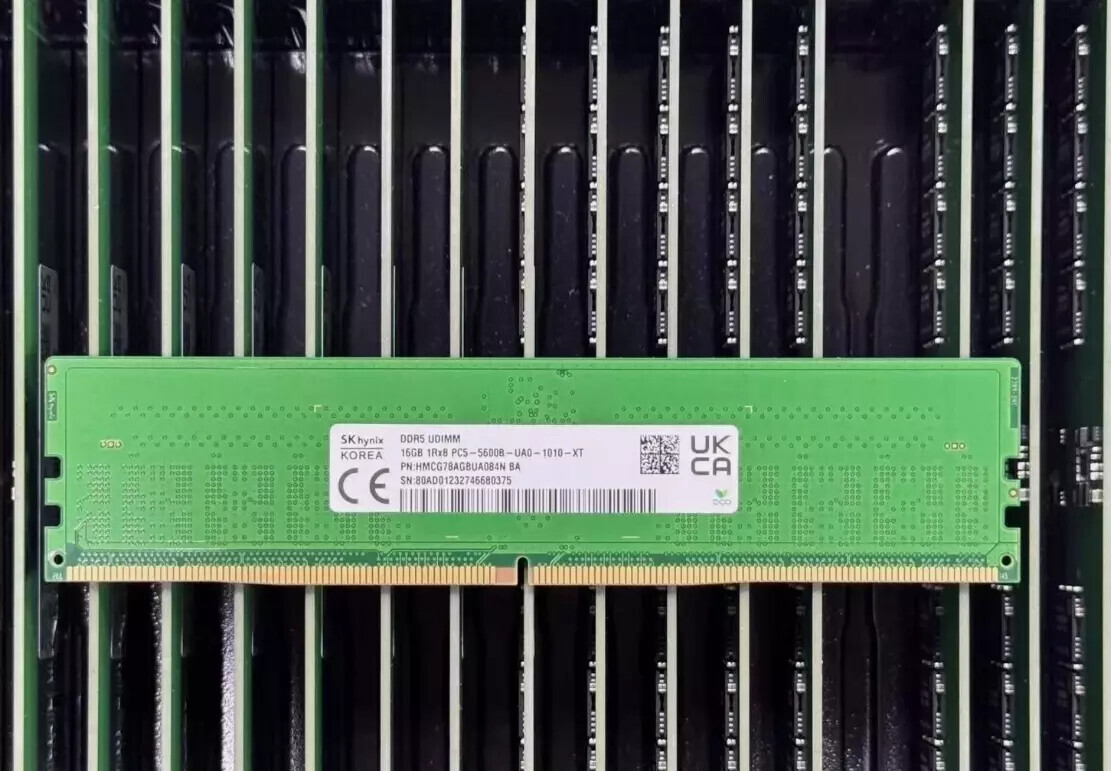 HMCG78AGBUA084N PC5-5600B-UA0 SK hynix 16GB DDR5 5600MHz Desktop RAM UDIMM