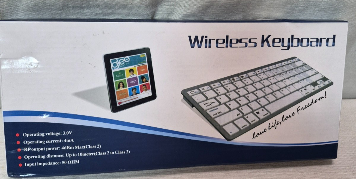 BK-3001 Bluetooth Wireless 78 Keys Ultrathin Keyboard for/iPad/iPhone, Silver