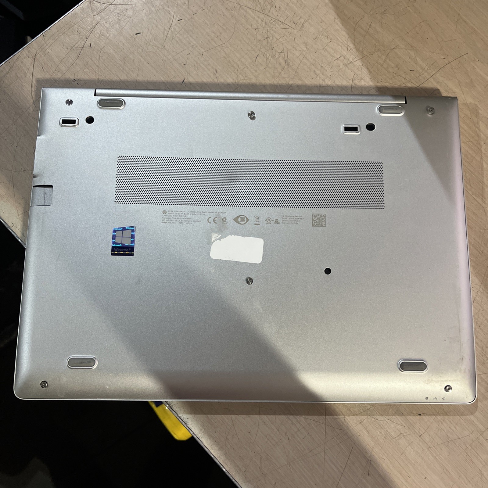 HP ELITEBOOK 840 G6 INTEL CORE I7-8665U 1.90GHZ 8GB RAM NO HD