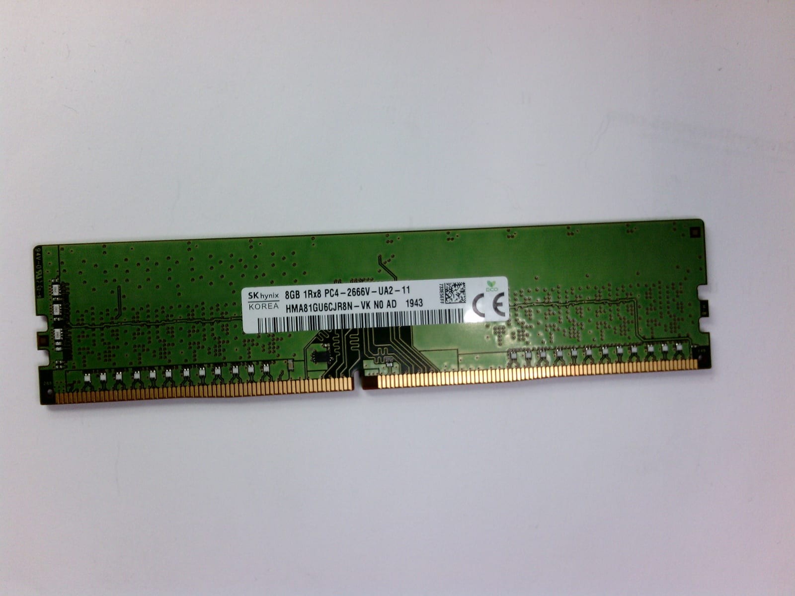 SK Hynix 8GB DDR4-PC4-21300 (DDR4-2666) Non-ECC UDIMM RAM HMA81GU6CJR8N-VK