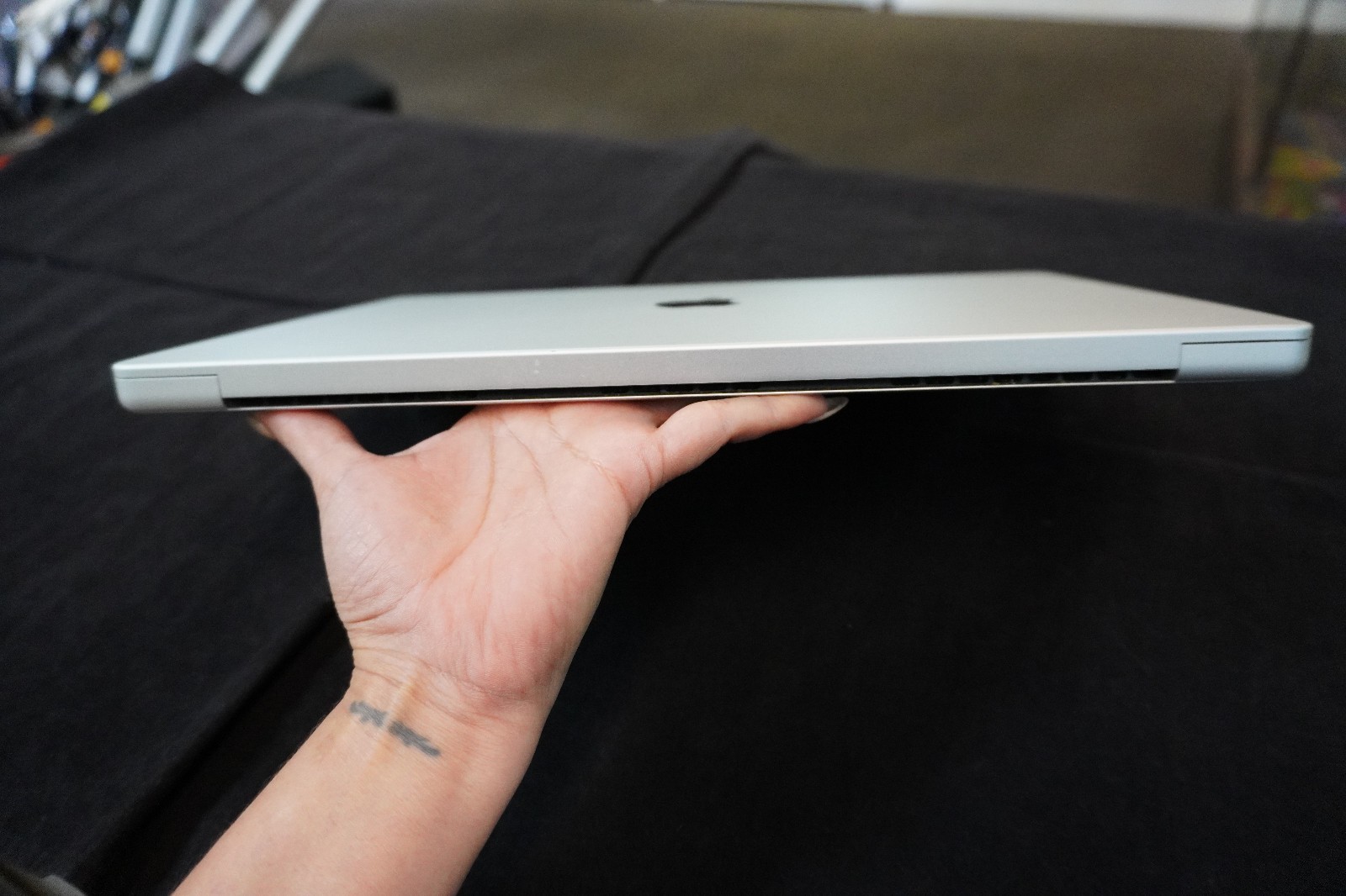 Apple MacBook Pro A2485 16″ M1 Pro GPU 32GB RAM 1TB SSD 2021 Space Gray