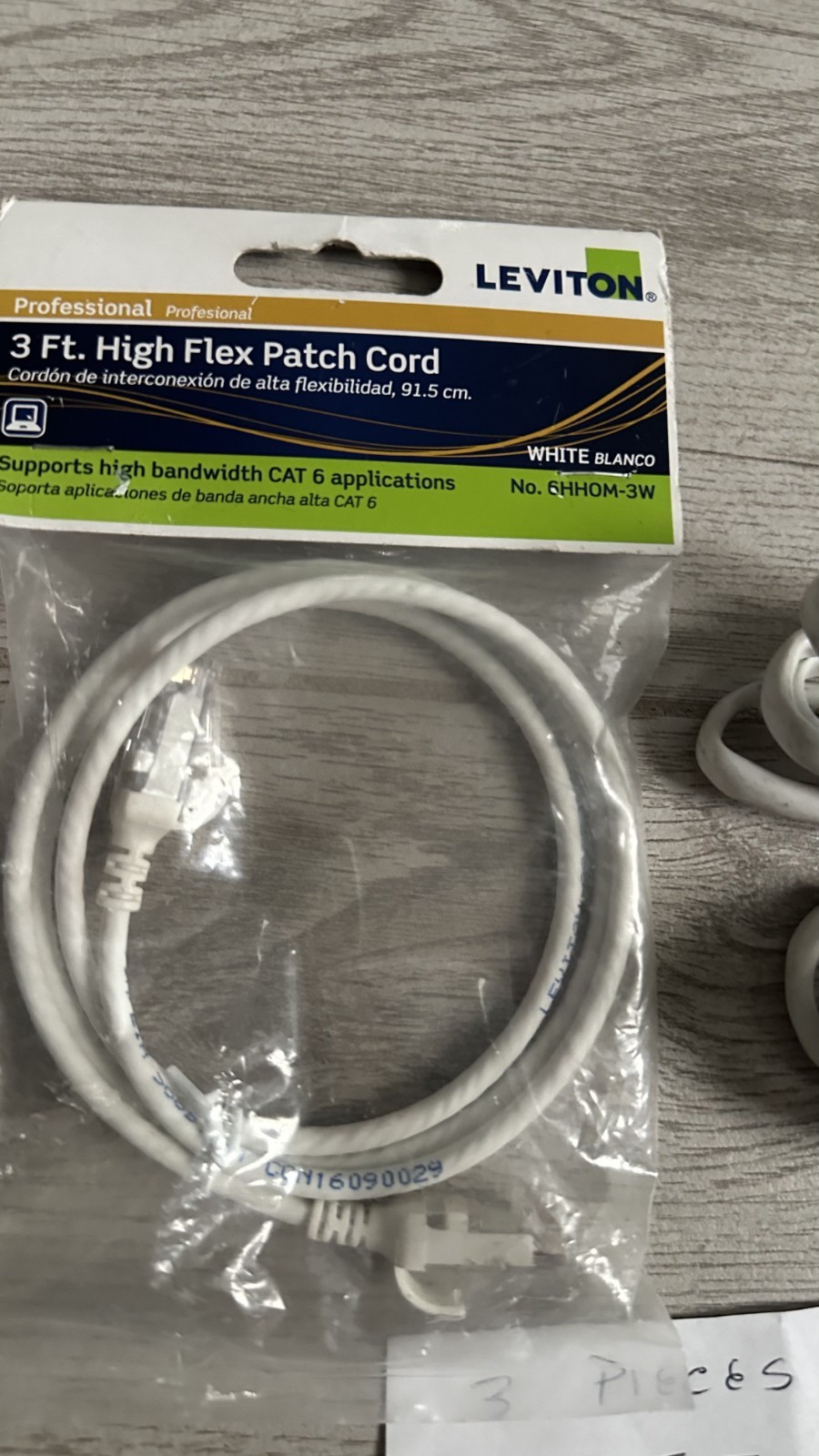 Lot of 6 Ethernet Network White Cables, mixed brands, mixed size, see details.