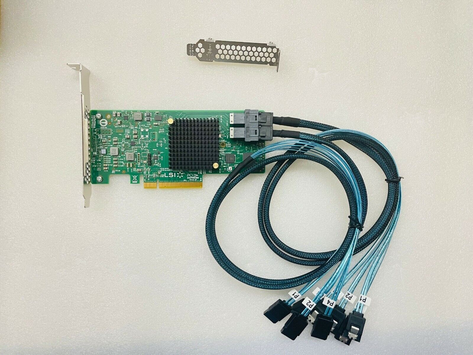 LSI 9300-8i 12Gbps SAS HBA IT mode ZFS FreeNAS unRAID +2* SFF-8643 SATA Cable US
