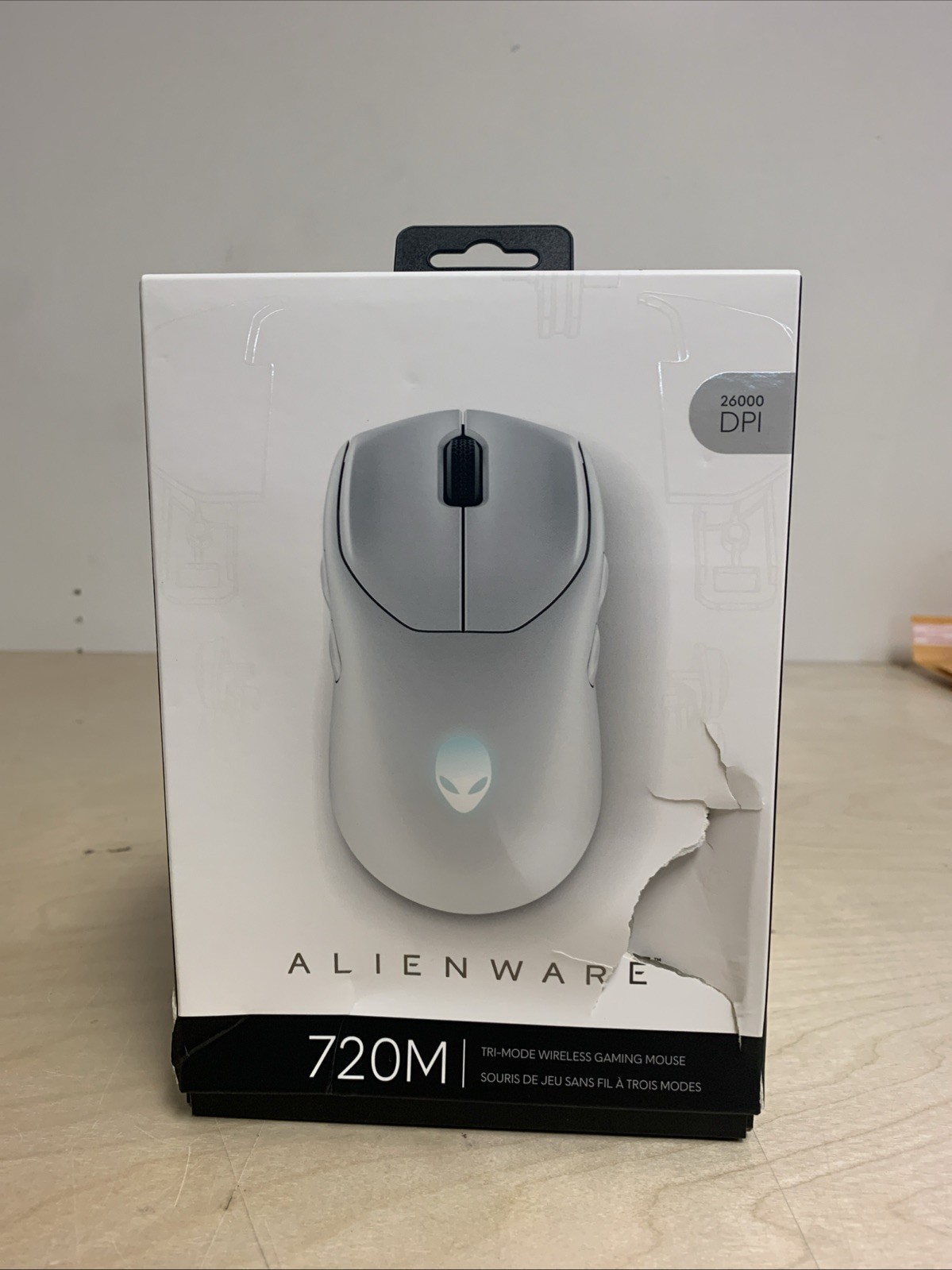 AW720M Tri-Mode Wireless Gaming Mouse – 2.4GHz Wireless, Bluetooth 5.1 Damaged