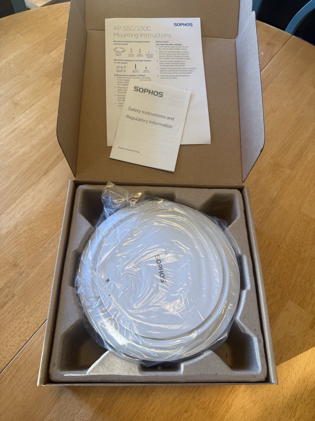 Sophos AP100C Access Point BNIB