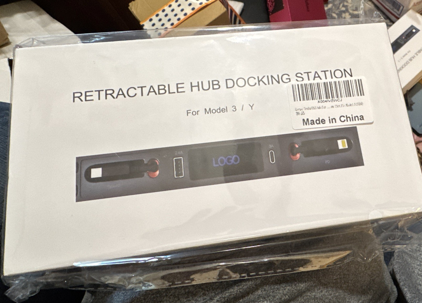 Retractable USB-C Hub Splitter Box 1:2 Black for Tesla Model 3 Model Y 1.5ft