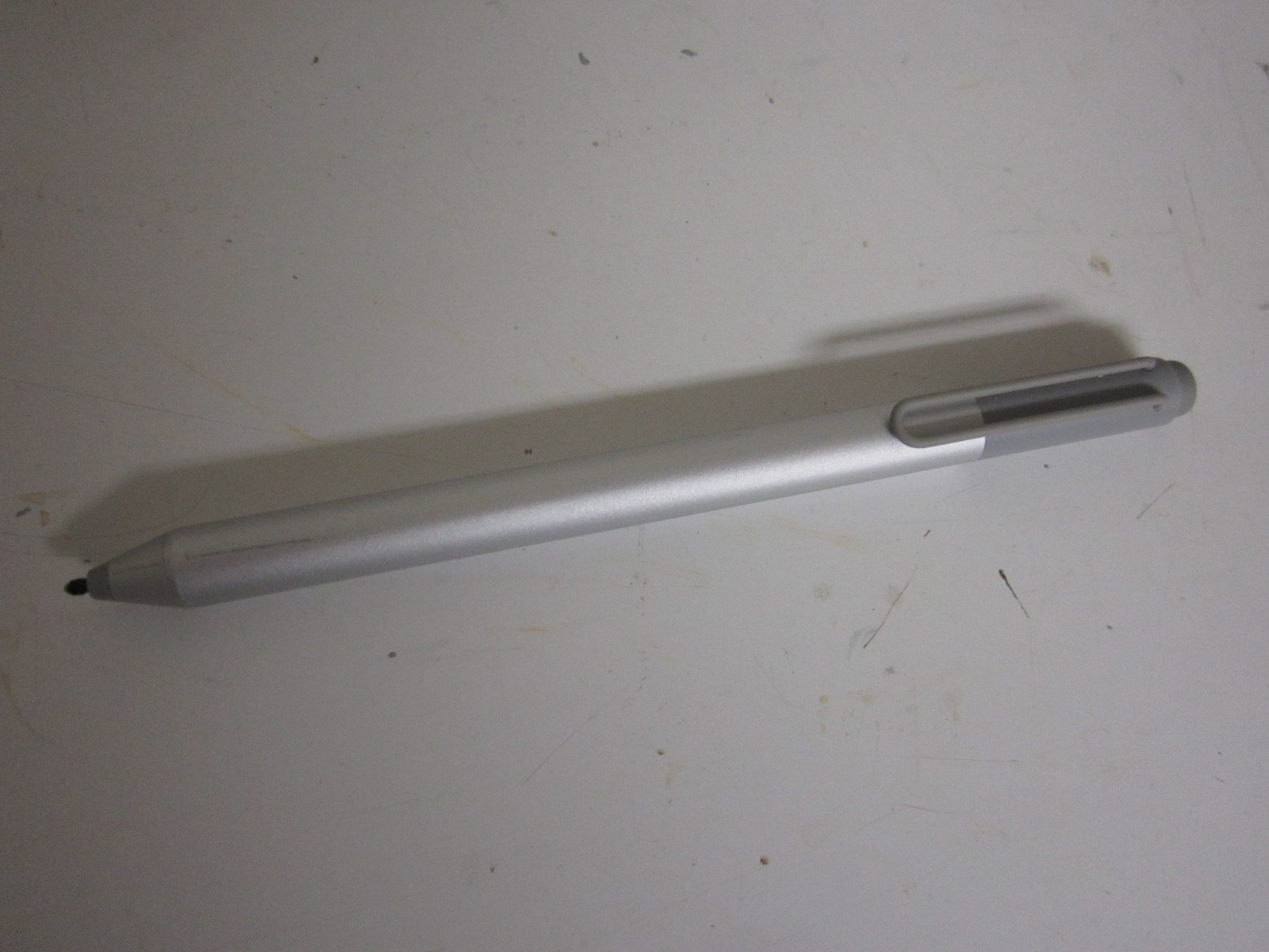 Microsoft Surface Book Gen 1 (FOR PARTS, READ DESC)
