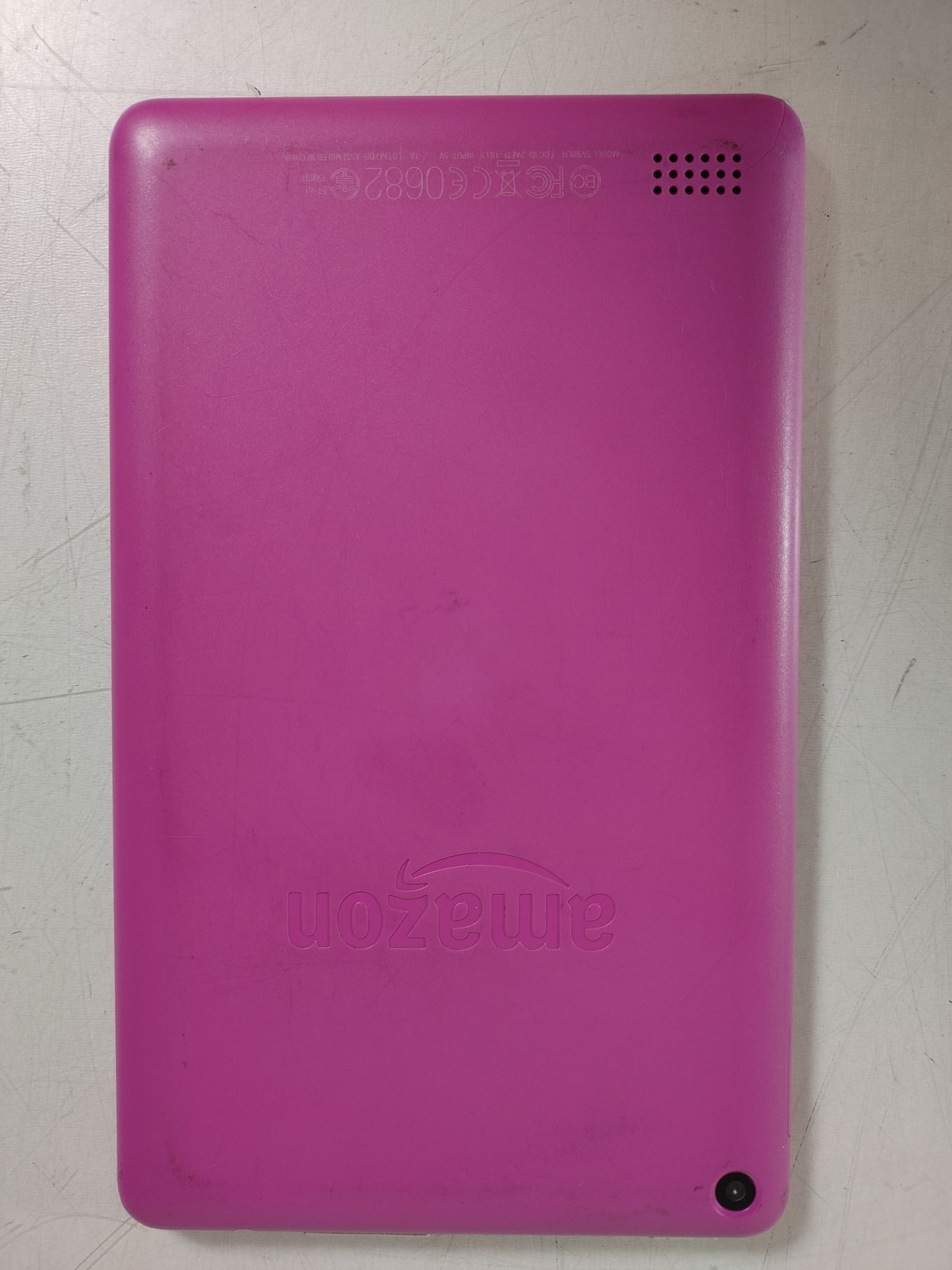 Amazon Fire (5th Generation) SV98LN 8 GB Fire OS (WiFi Only)