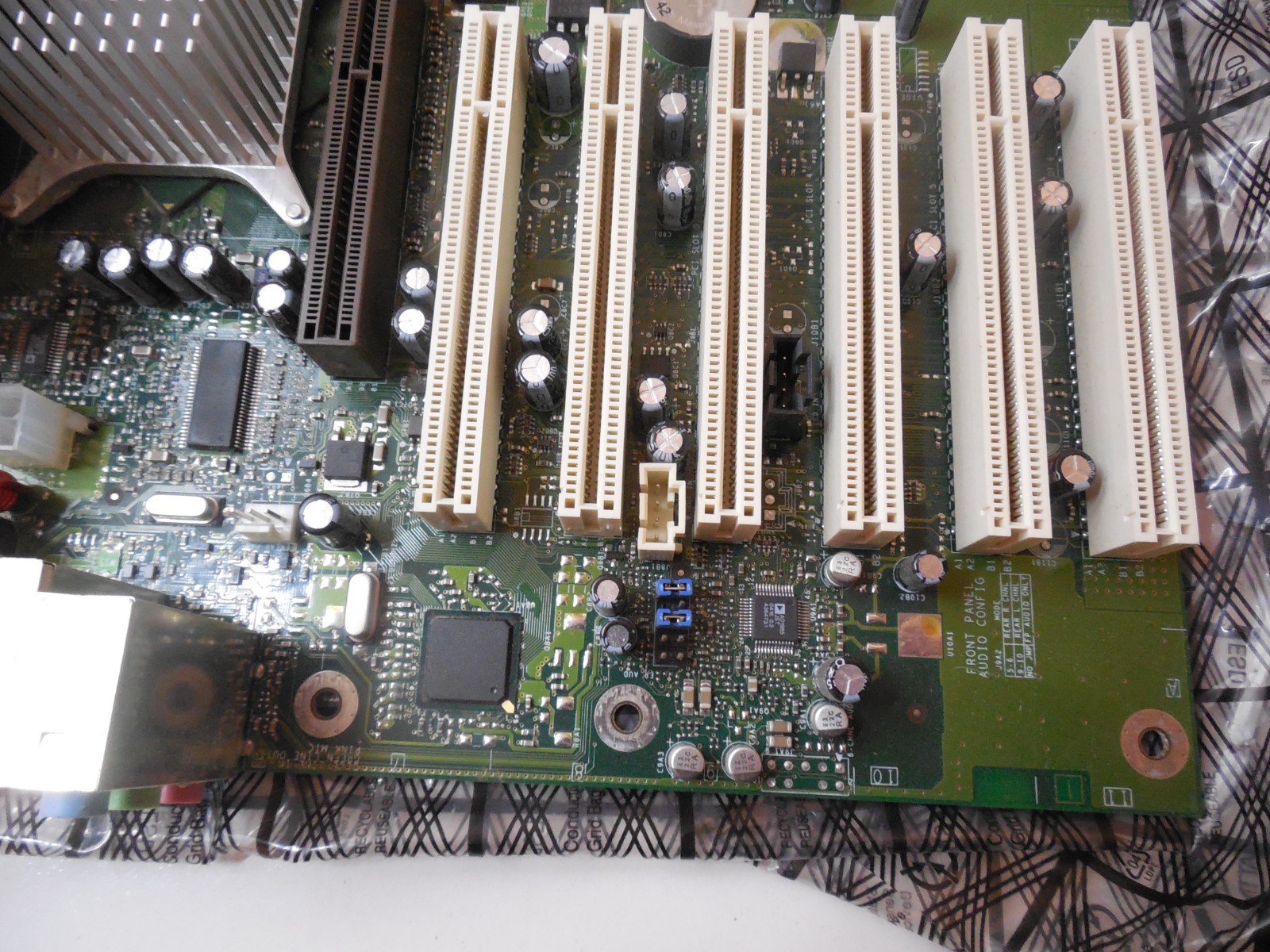 Intel D865GBF D865PERC Socket mPGA478B Motherboard P4 2.8GHz 1024MB DDR 2(512mb)