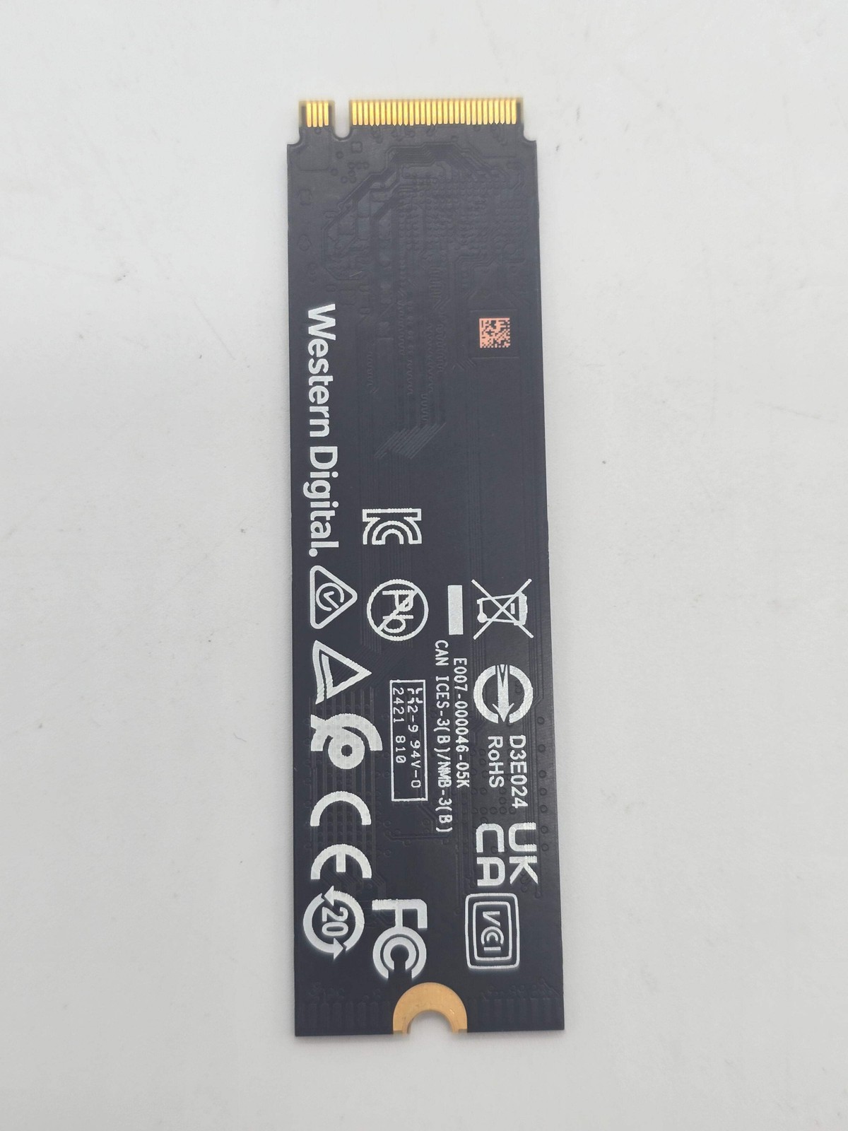 WD Green SN3000 1TB PCIe 4.0 NVMe M.2 2280 SSD 5000/4200MB/s Tested