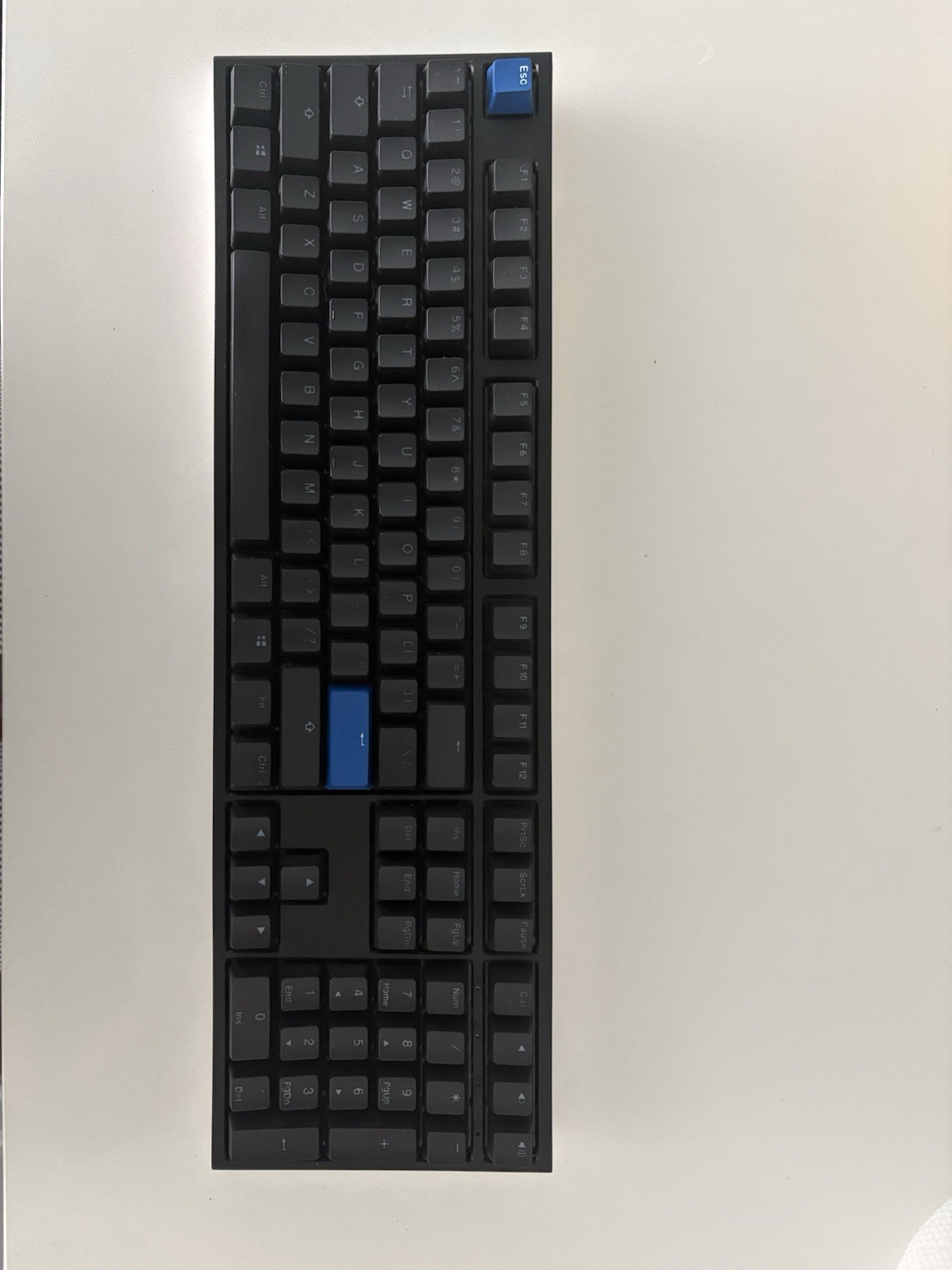 Ducky One 2 Mechanical Keyboard MX Cherry Blue Full-Size (100%)