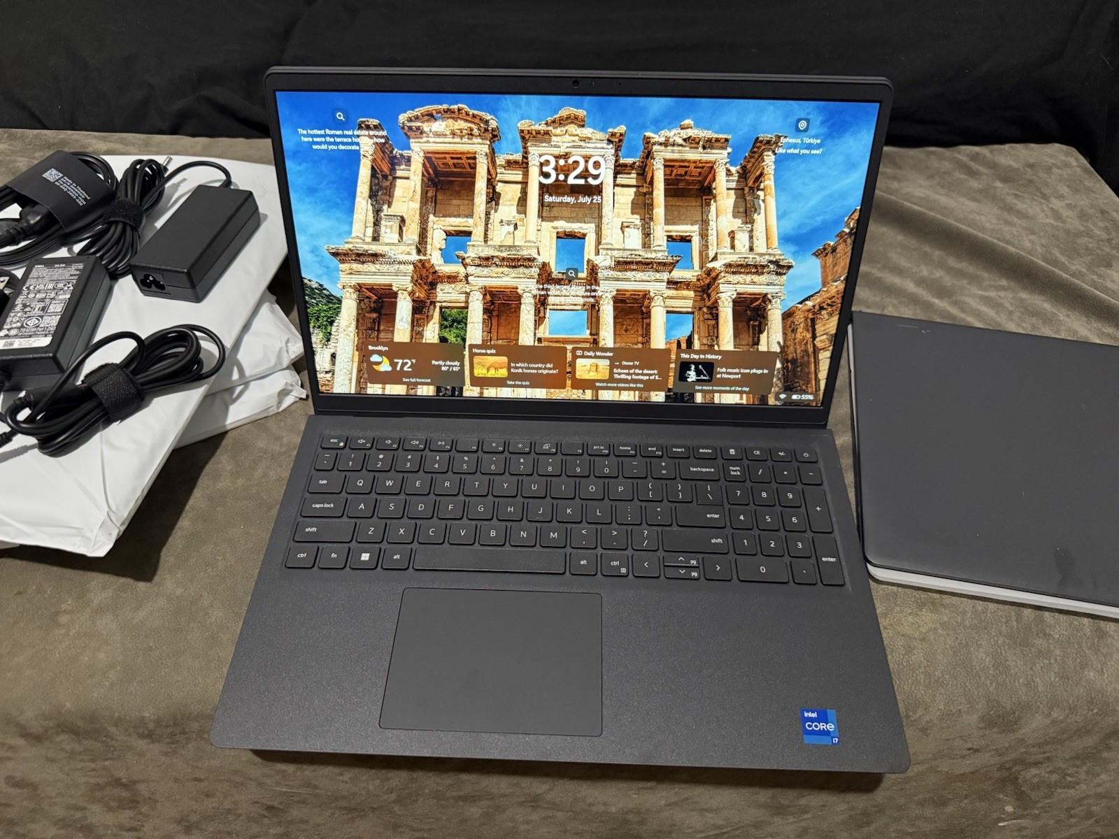 Dell 15 DC15250 Brand New Laptops (touchscreen) 13 Gen i7 Windows 11