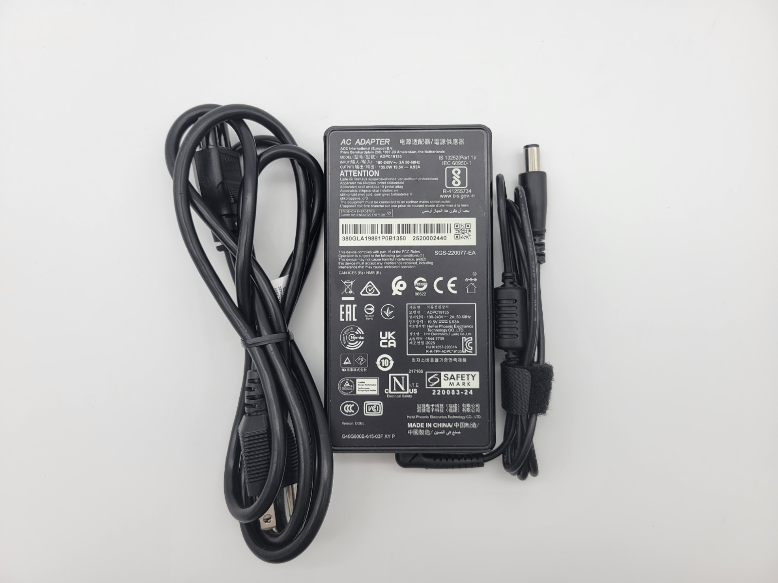 For AOC Agon PRO AG276QZD2 Gaming 7.4mm 135W 19.5V 6.93A 220083-24 UK CA OEM