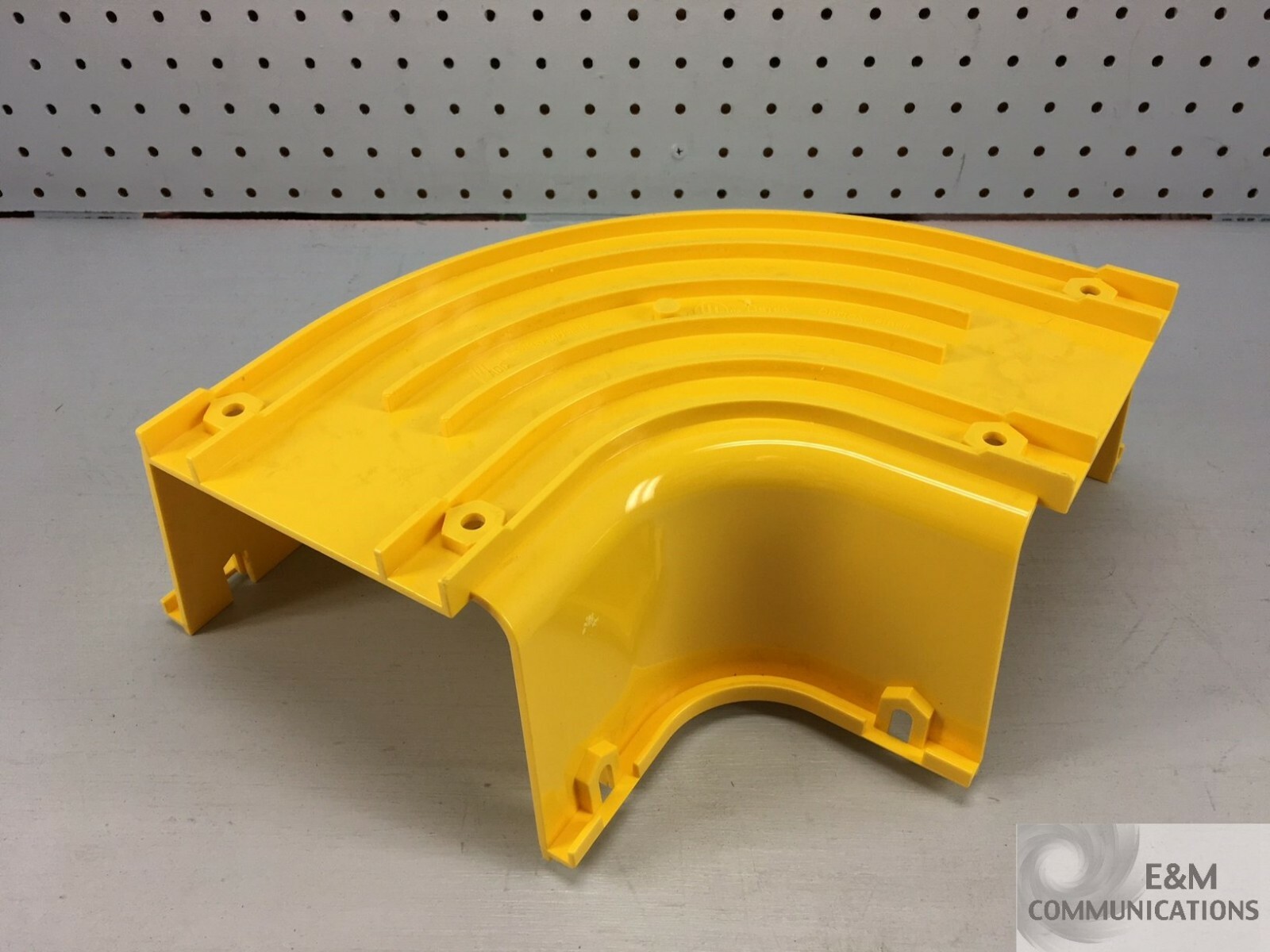 NEW FGS-MH9E-B ADC TE COMMSCOPE FIBERGUIDE 4 x 6 INCH 90 DEGREE HORIZ ELBOW