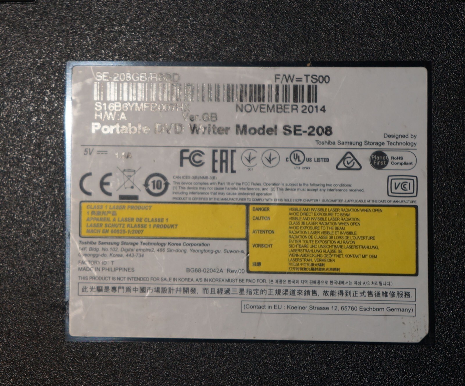 SAMSUNG SE-208 Ultra Thin Portable USB DVD Writer SE-208GB/RSBD