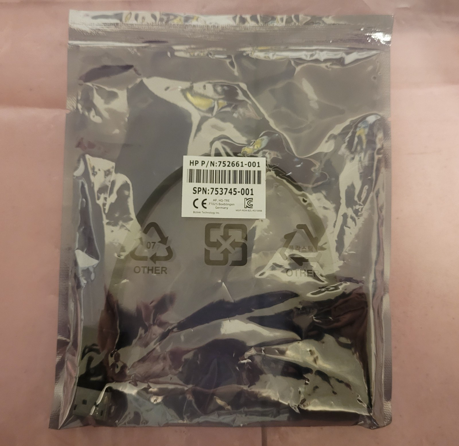 New Genuine HP Displayport to VGA adapter 752661-001 753745-0014 OEM