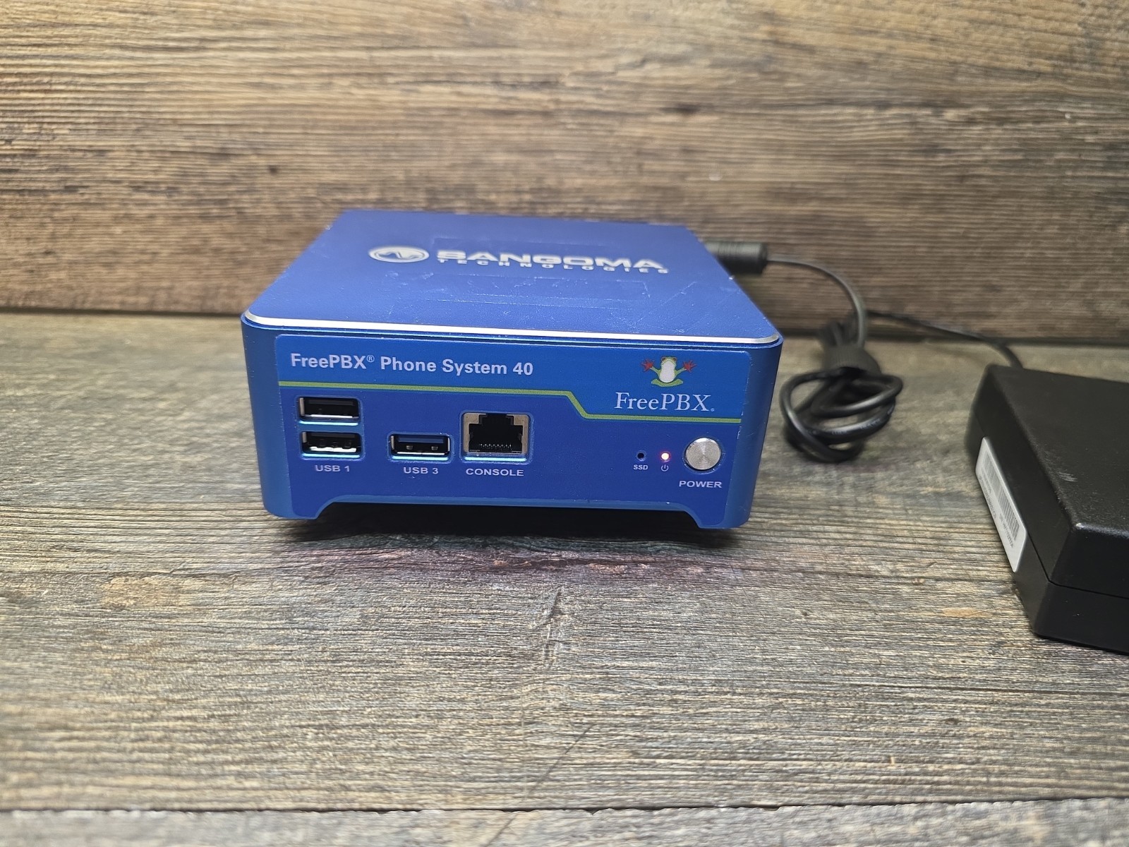 Sangoma FreePBX 40 Open Source Phone System (FPBX-PHS-0040)