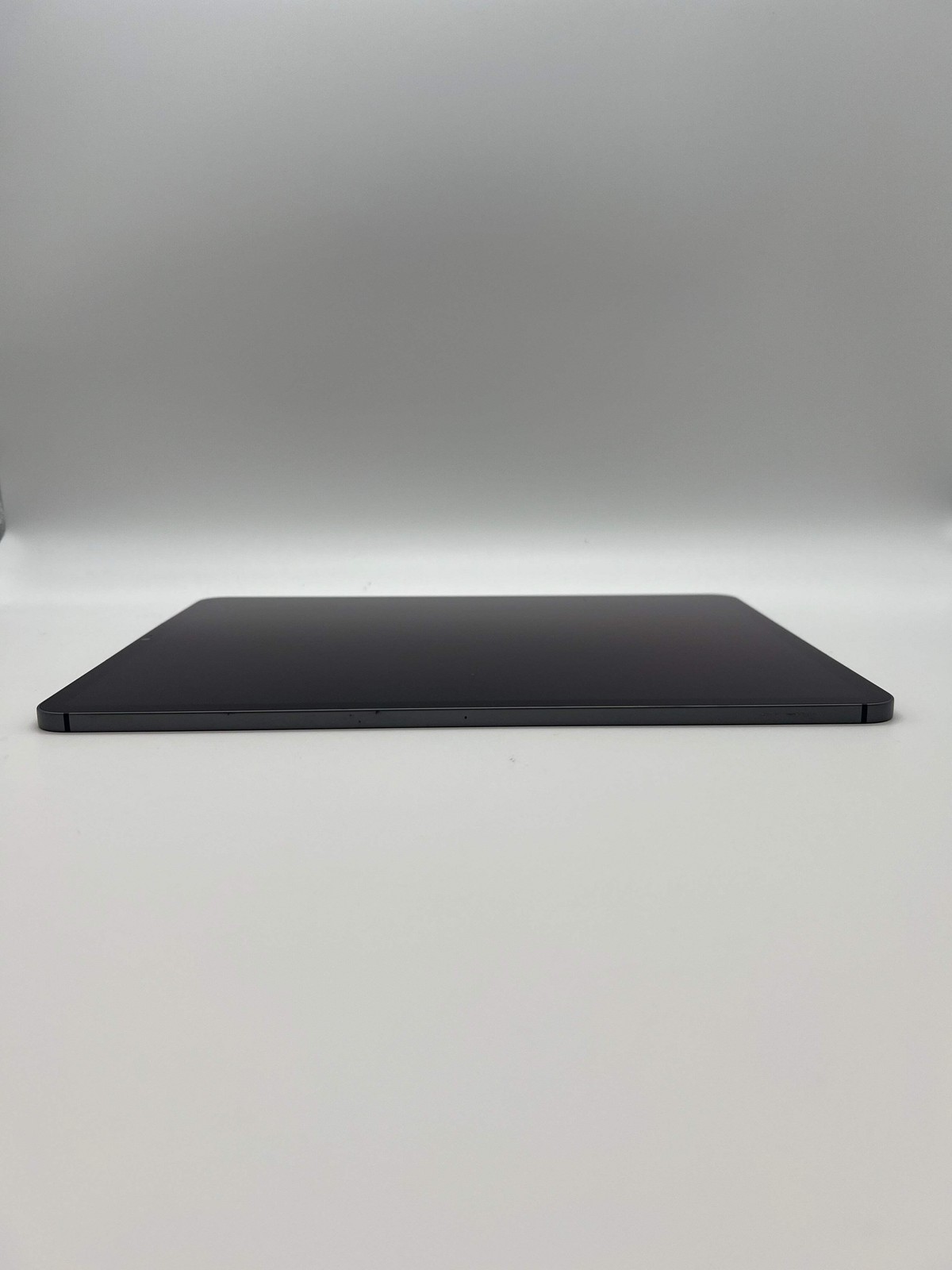 Apple iPad Pro 12.9-inch 5th Gen A2379 256GB WiFi Black