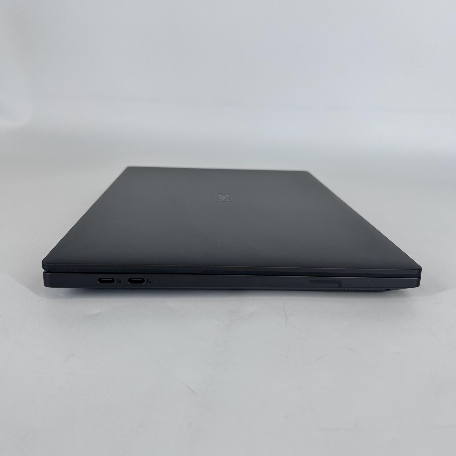 Dell Pro Max 14 Premium MA14250 Ultra 9 285H 32GB 512GB RTX PRO 2000 Blackwell