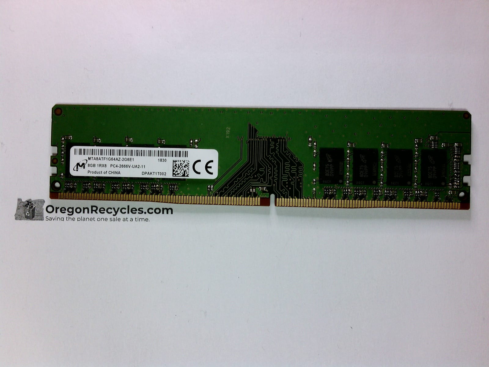 Micron 8GB DDR4-PC4-21300 (DDR4-2666) Non-ECC UDIMM RAM MTA8ATF1G64AZ2G6E1