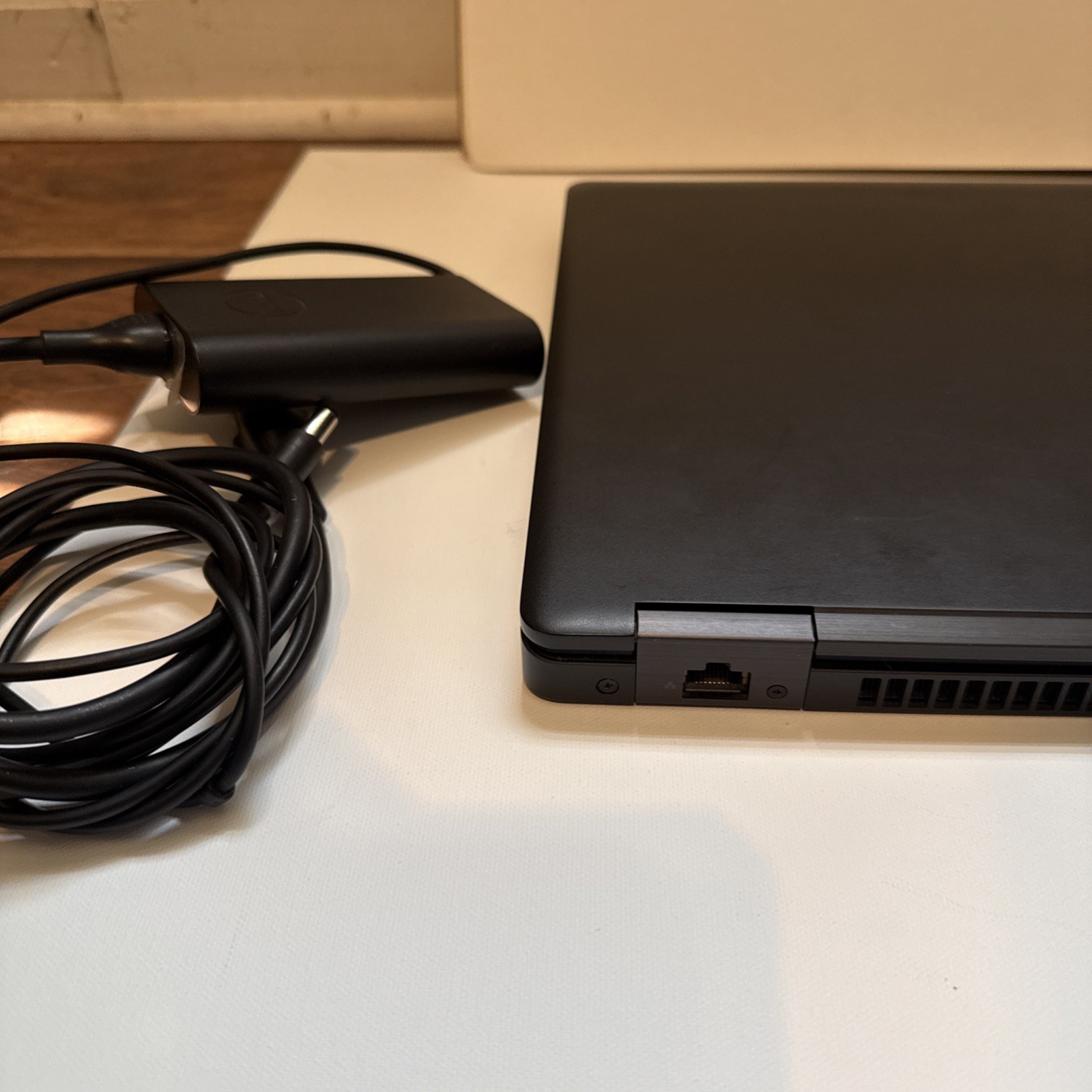 Dell Latitude 5580 Laptop i5-6300U 2.4GHz 16GB 256GB SSD Win11 pro