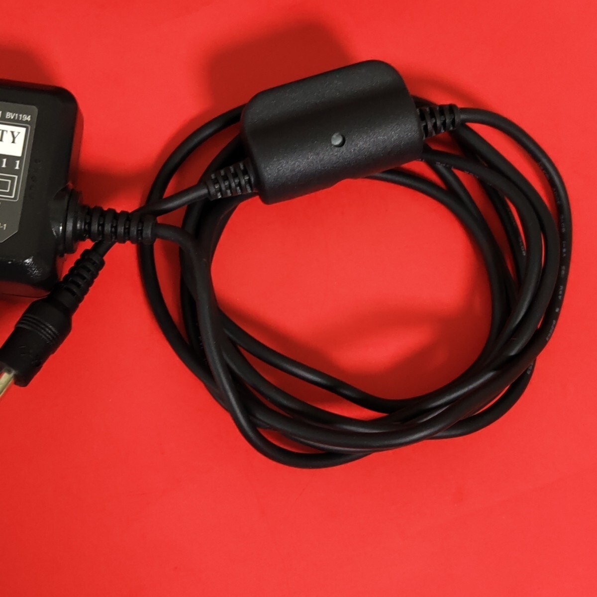Genuine Olympus A511 AC adapter Charger for DS4000 DS3300 CR3 6.E1 5V 2A 100/240