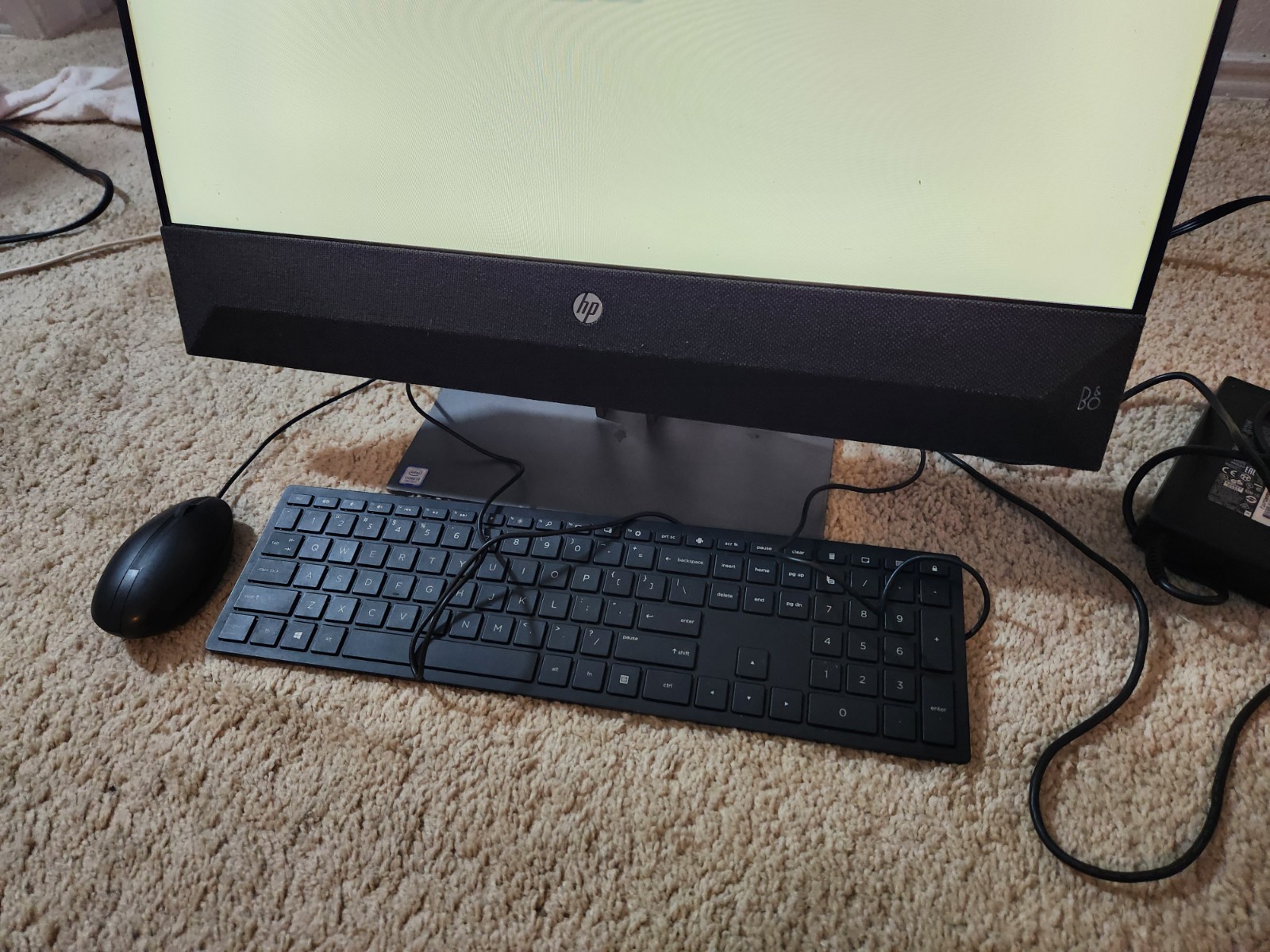 Latest HP 24-cr0013w All-in-One Desktop 23.8″ Touchscreen i3-N300 0.8GHz Intel