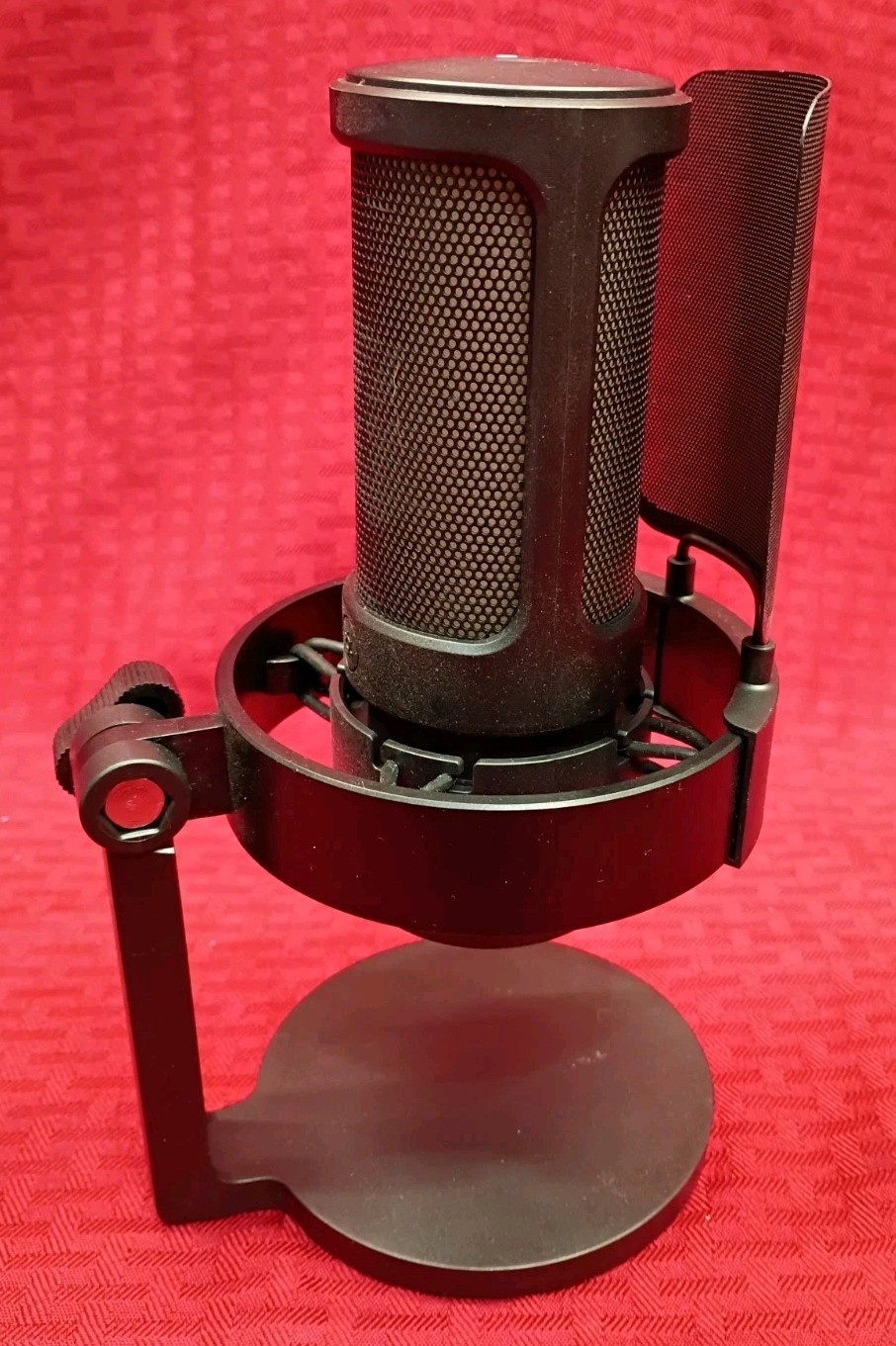 FIFINE Ampligame A8 Microphone for Gaming Streaming with Pop Filter Shock Mount