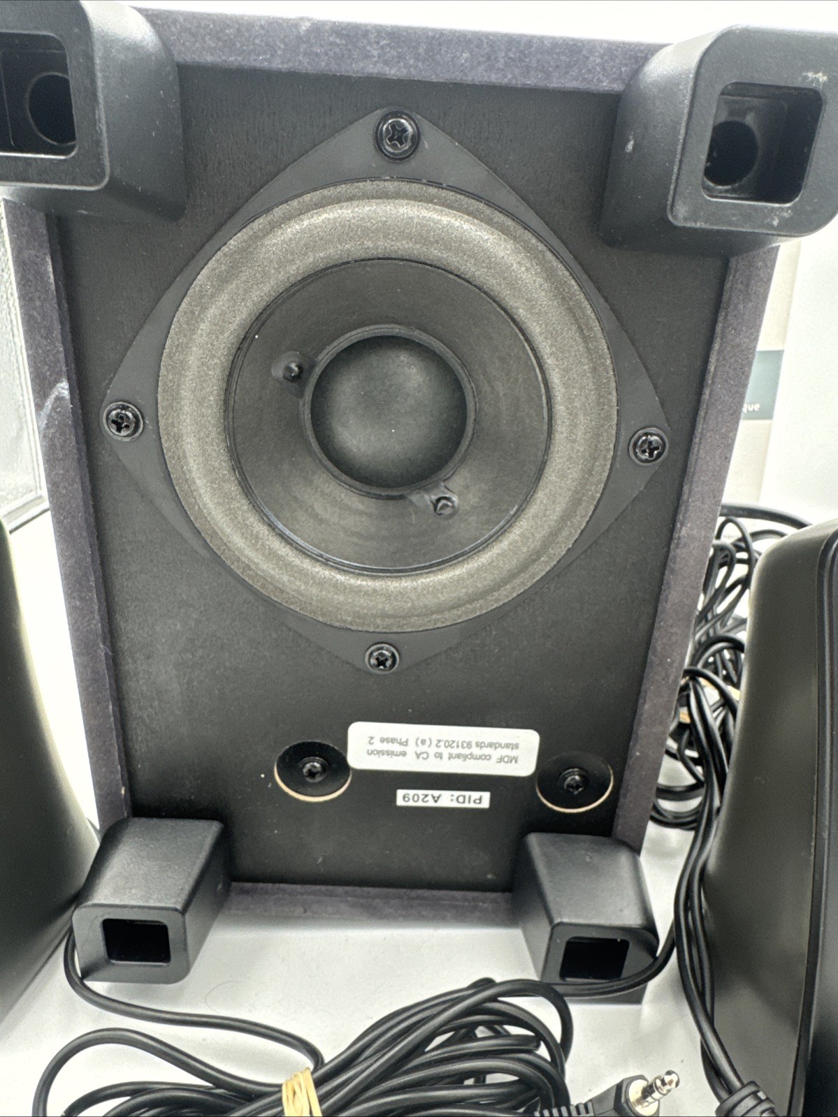 Logitech Z313 Speaker System Set Of 3 Tested And Working Computer Book Shelf