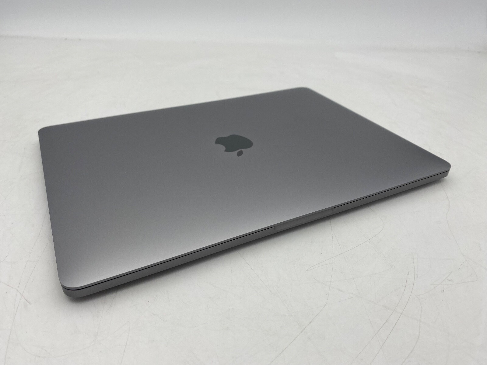 Apple MacBook Pro 2020 13″ 2.3GHz i7 16GB 512GB SSD | Space Gray | Very Good
