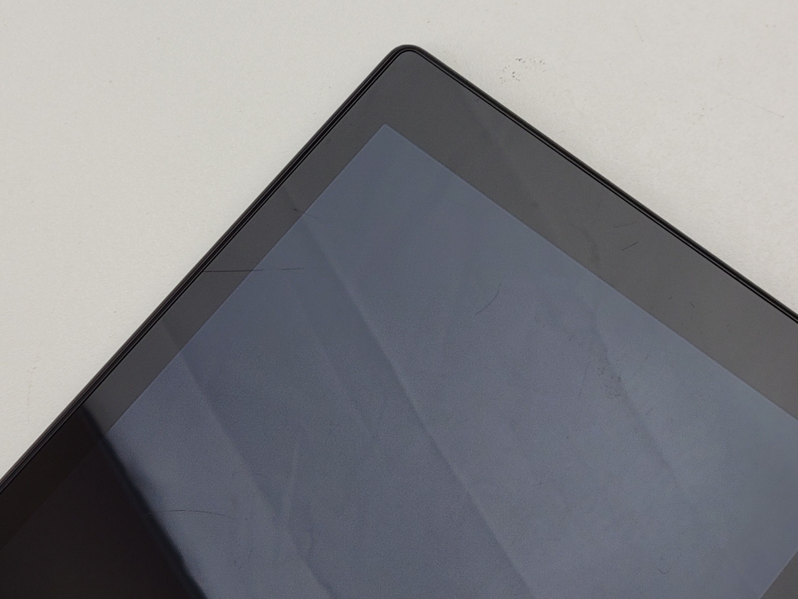 (USED) Amazon Kindle Fire HD 10 (9th Gen.) (M2V3R5) 32GB (Wi-Fi) 10.1″ Tablet