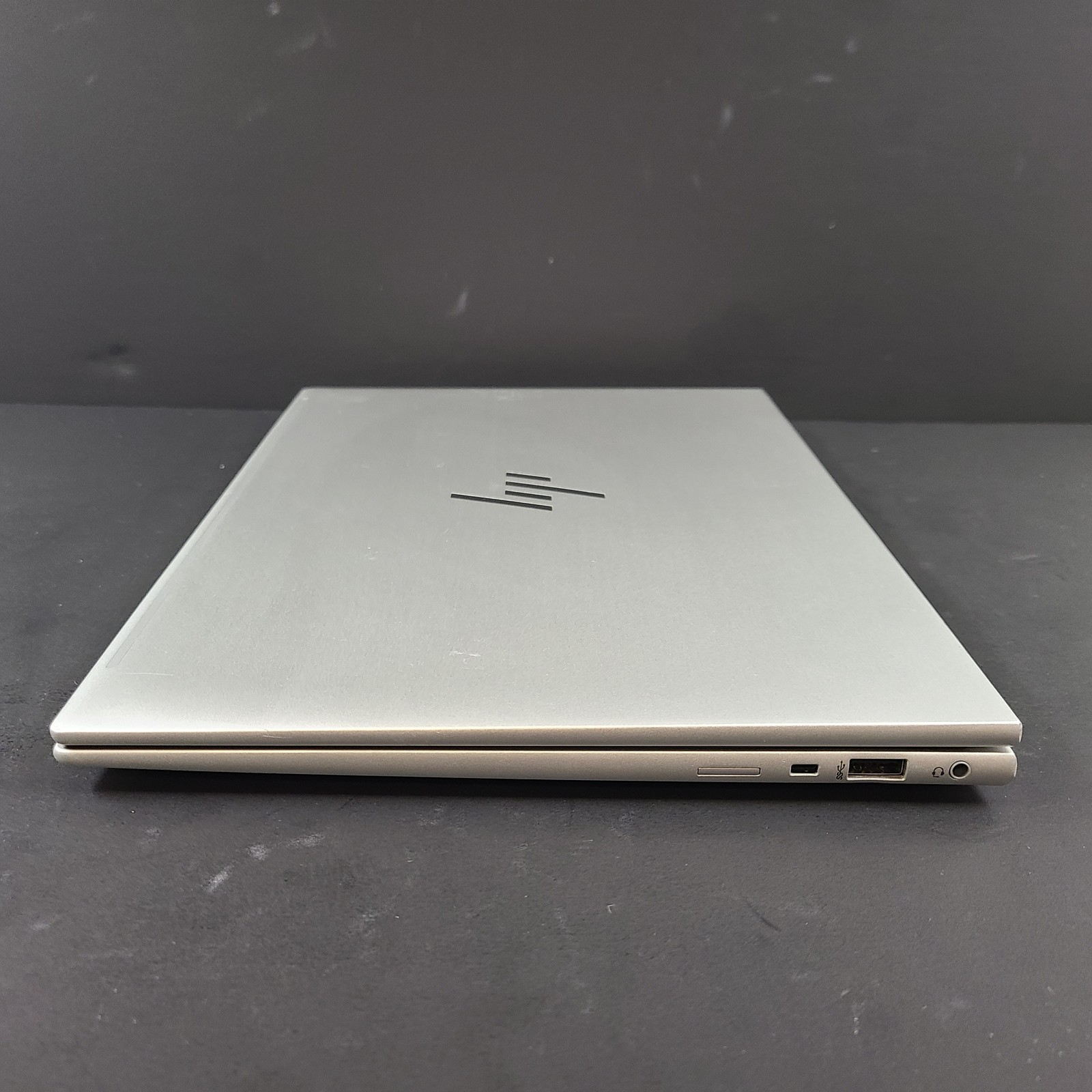 HP EliteBook x360 830 G10 13″ – i5-1345U CPU @ 1.60 GHz 256GB SSD 16GB RAM