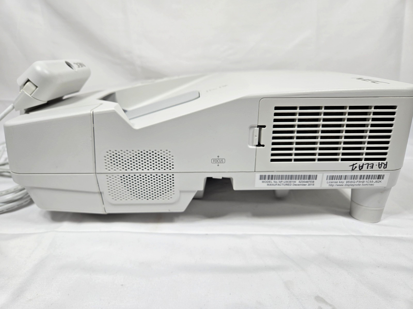 NEC NP-UM351W LCD Ultra Short Throw Projector 3500 Lumen 2581 Lamp Hours