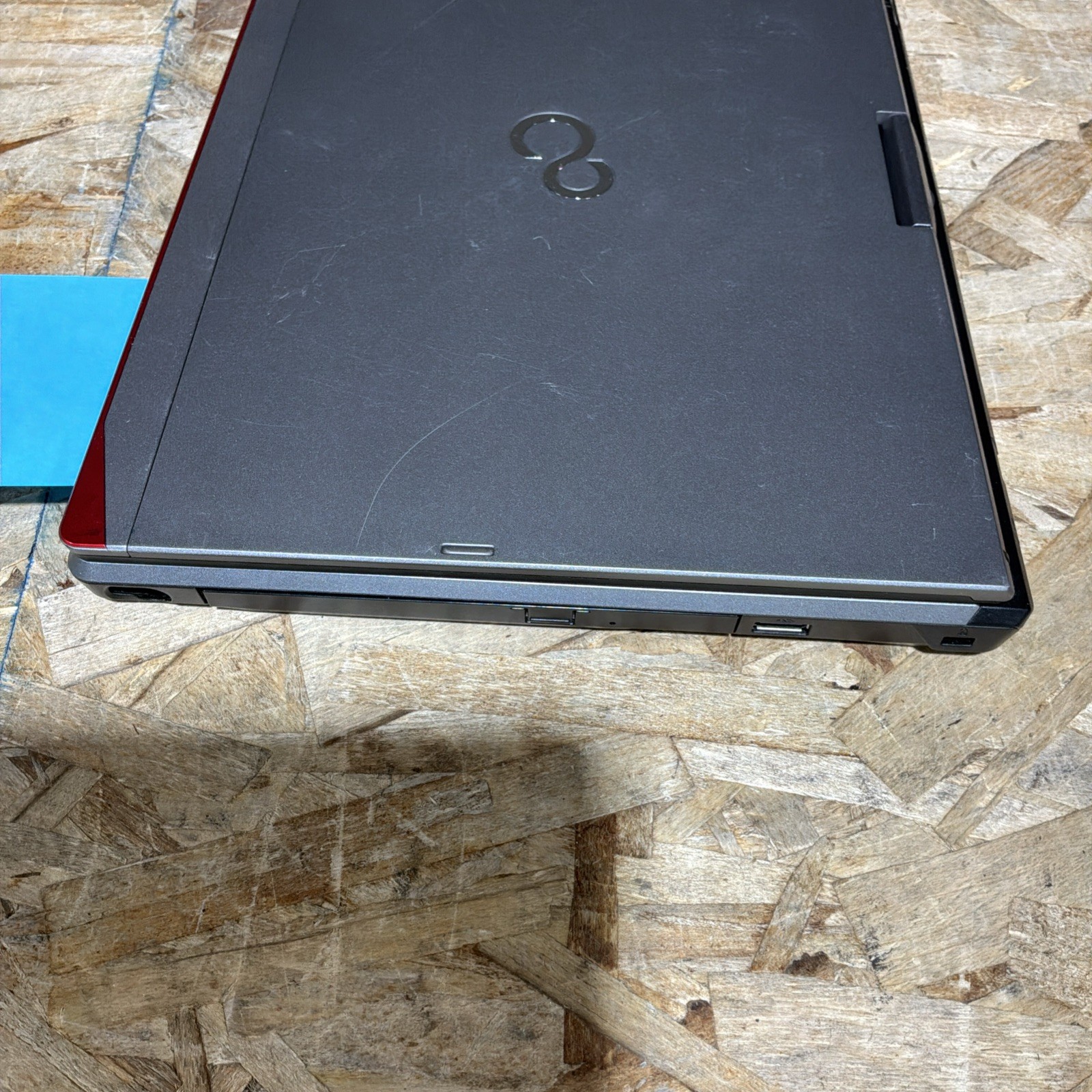 Fujitsu LIFEBOOK T725 12.5″ Laptop i5-5200U VPro 4GB RAM 128GB SSD C482