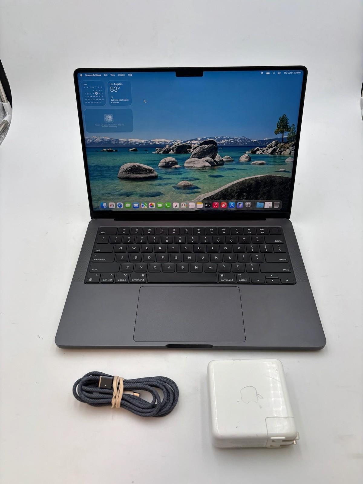 2024 Apple MacBook Pro 14″ M4 Pro 24 GB RAM 512 GB SSD Space Black