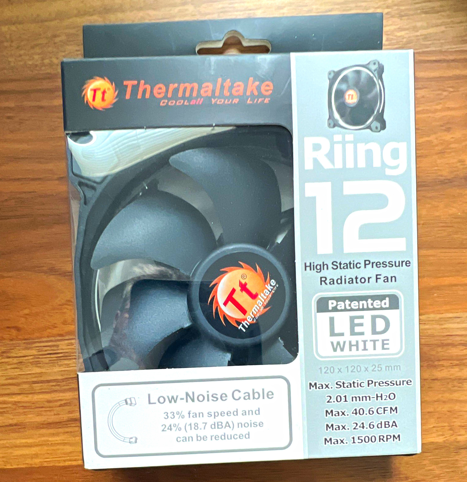 Thermaltake Riing 12 120mm White LED Case Fan 3-Pin 1500RPM CL-F038-PL12WT-A