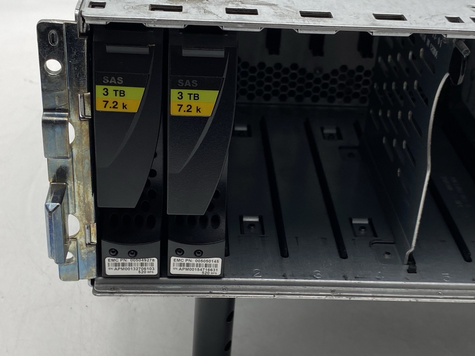 EMC KTN-STL3 15-Bay SAS Array with 6x 2TB HDDs (ST32000444SS)
