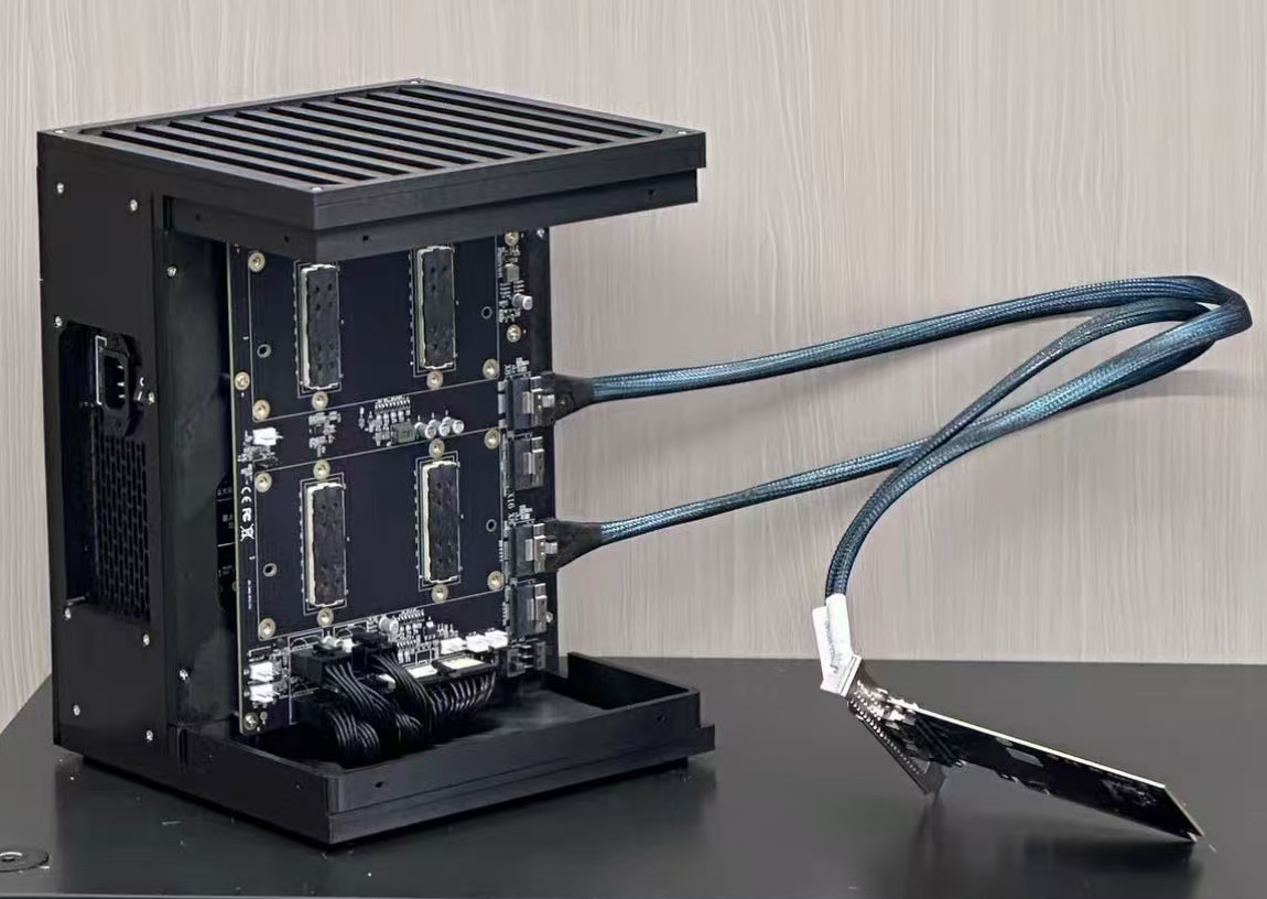 AI Server 2x NVIDIA Tesla V100 32GB GPU 64GB VRAM External eGPU Dock